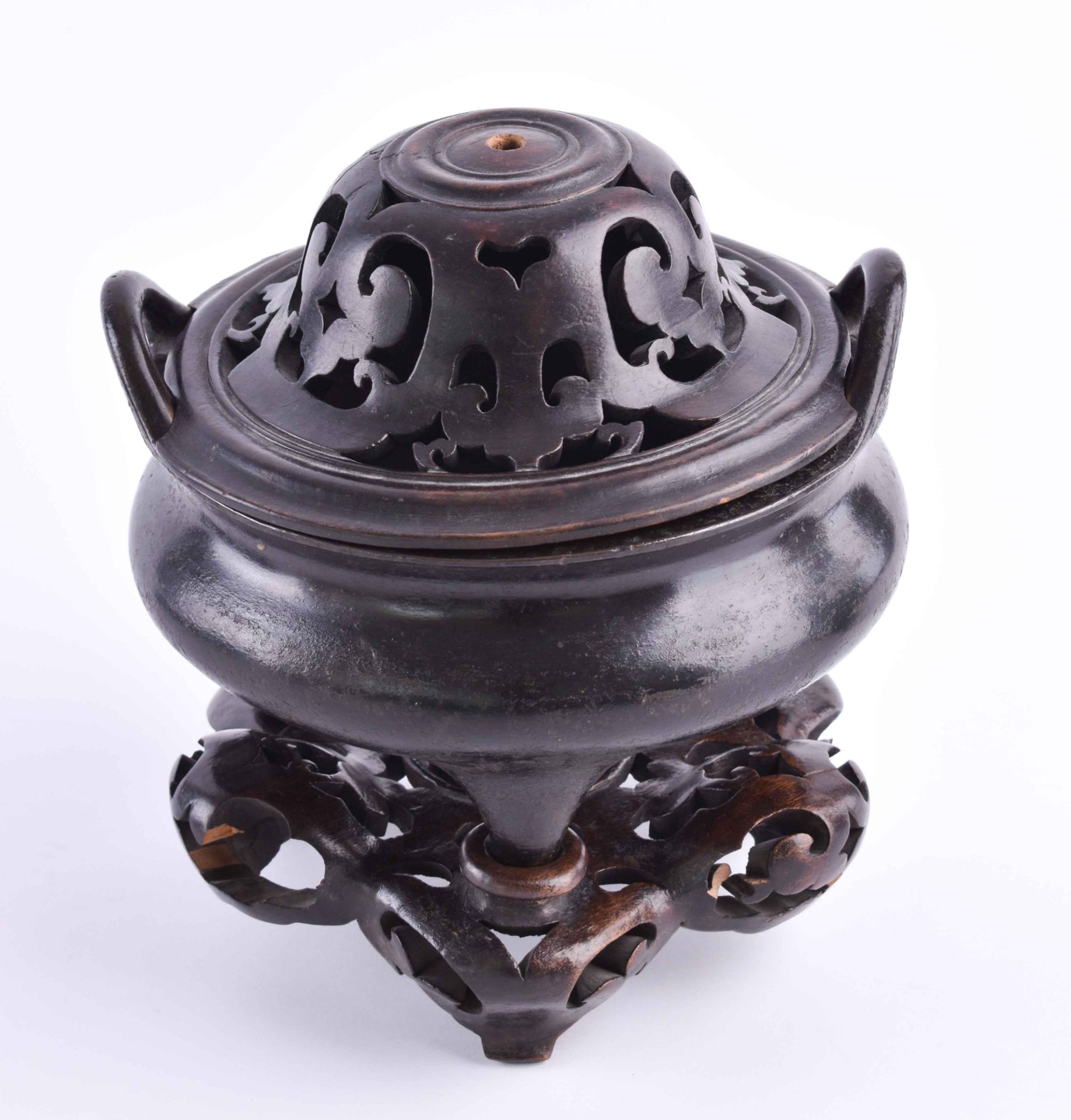 Tripod incense burner, China Ming dynasty - Image 4 of 5