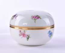 Lidded box Meissen Knaufzeit