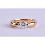 Women solitaire ring