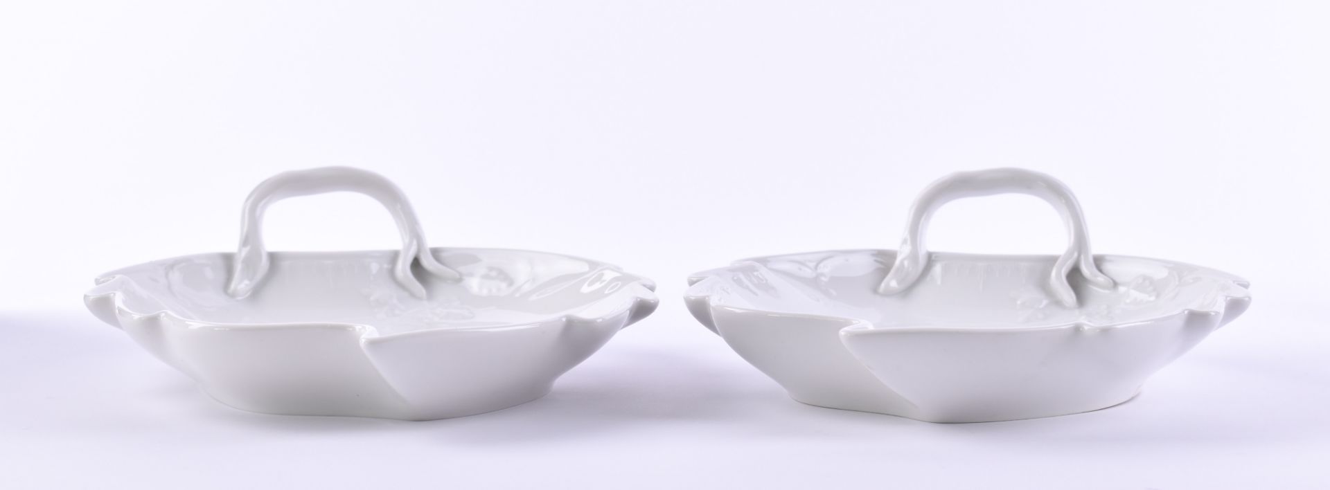 2 leaf bowls KPM Berlin - Image 3 of 5