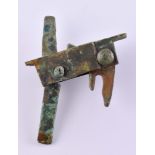 Trigger mechanism crossbow China Han dynasty