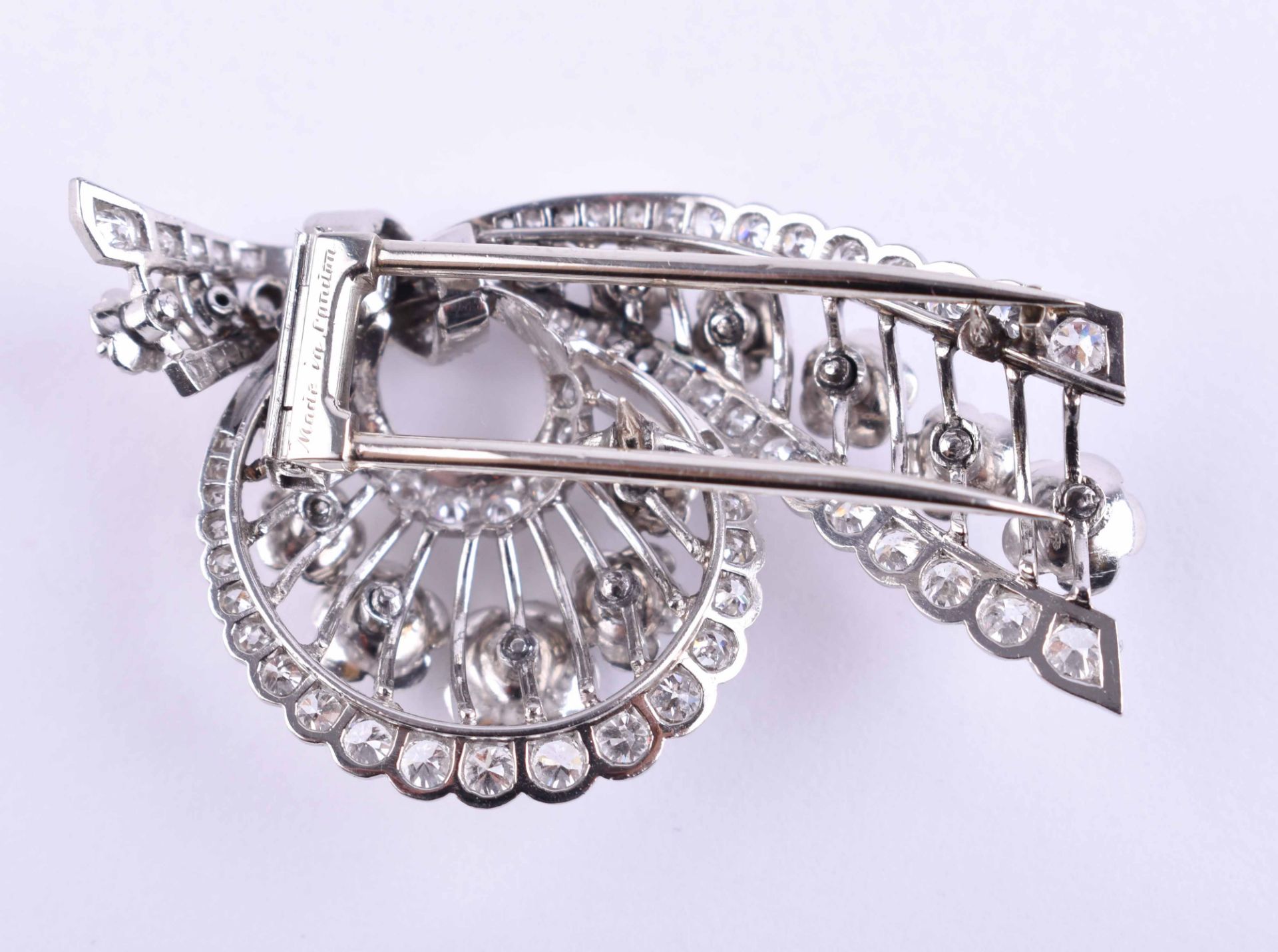Ladies diamond brooch Cartier - Image 6 of 8