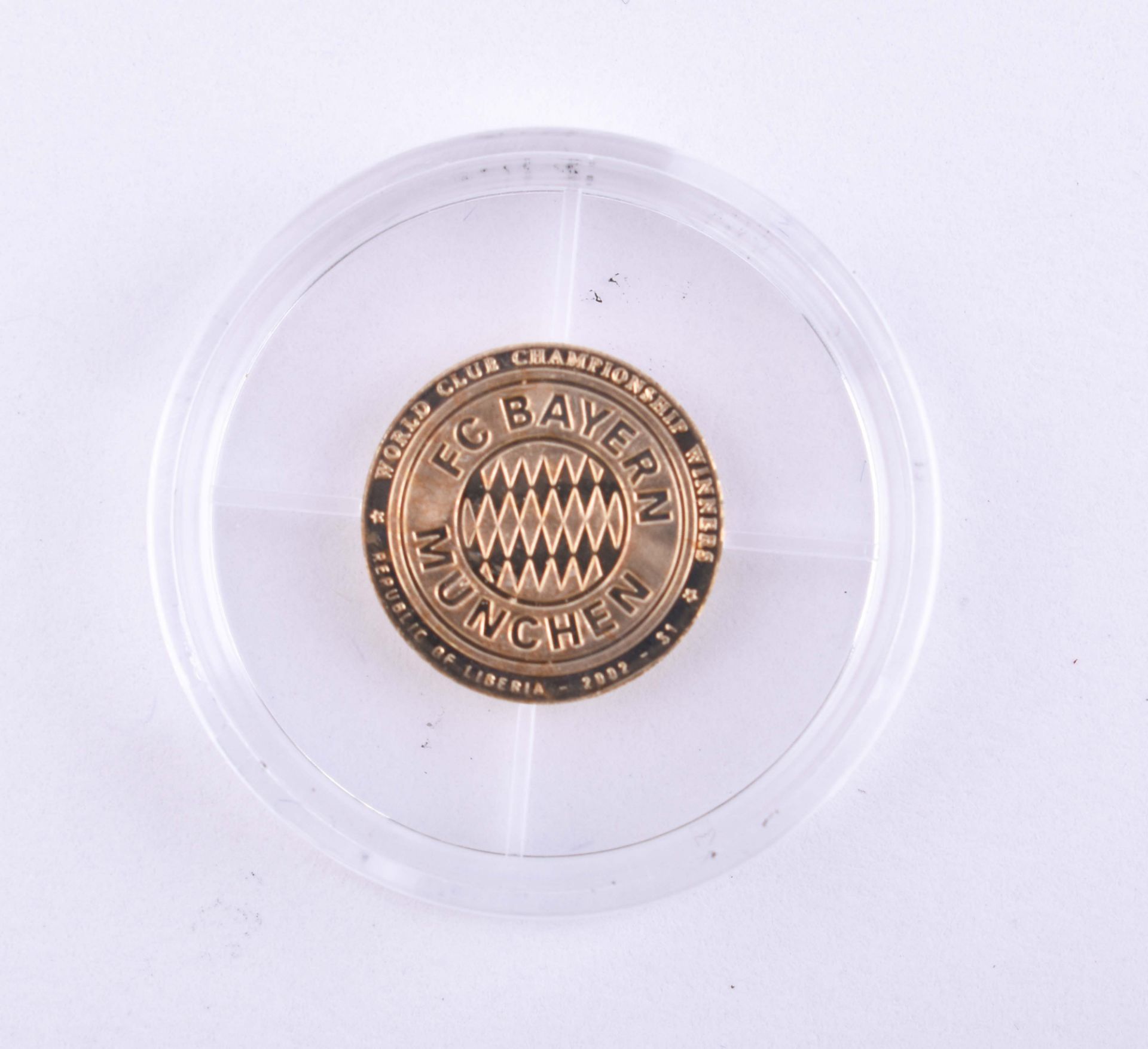 Small gold medal FC Bayern Munich - Image 2 of 2