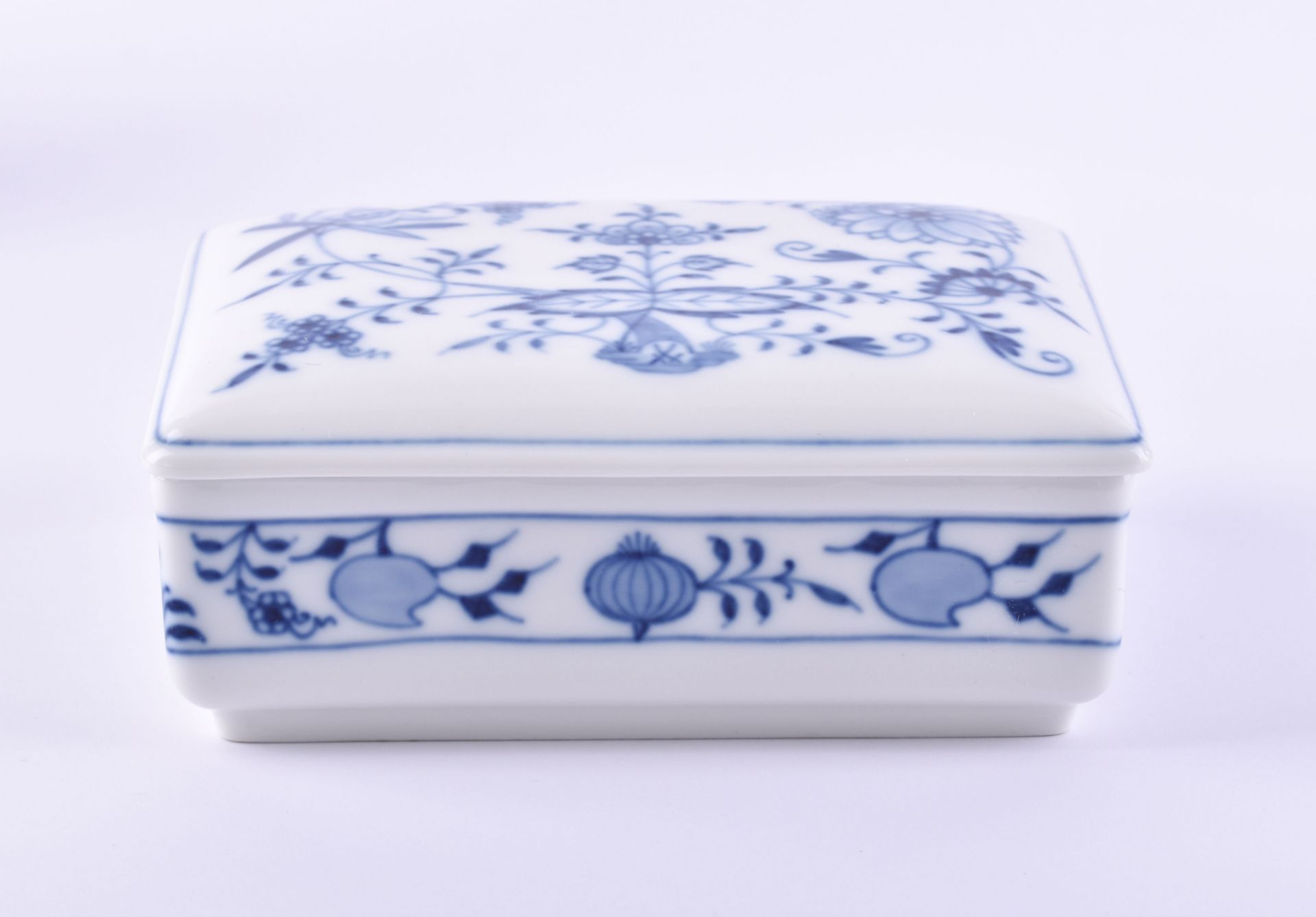 Lidded box Meissen