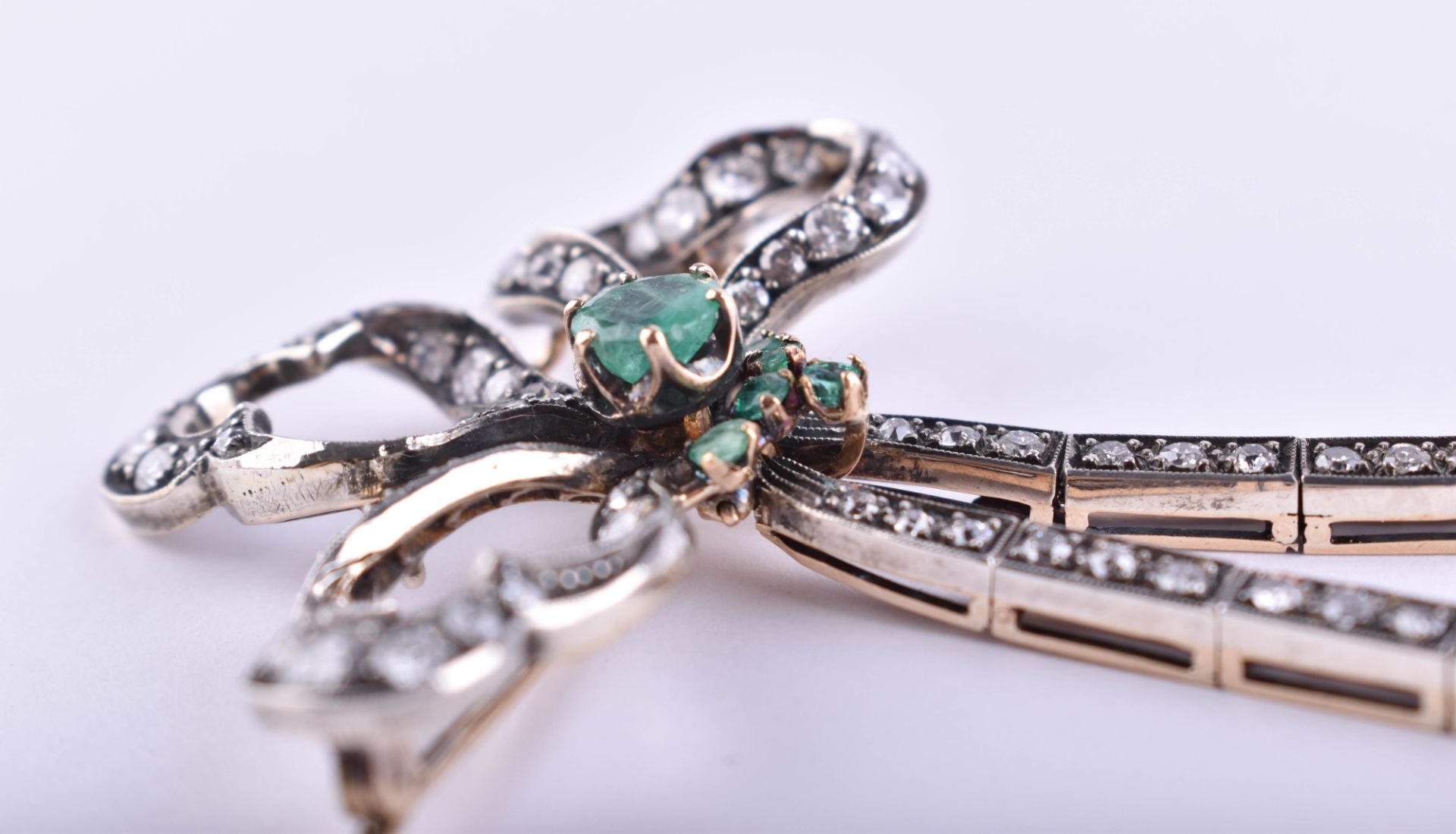  Emerald and diamond brooch around 1860/70 - Image 3 of 4