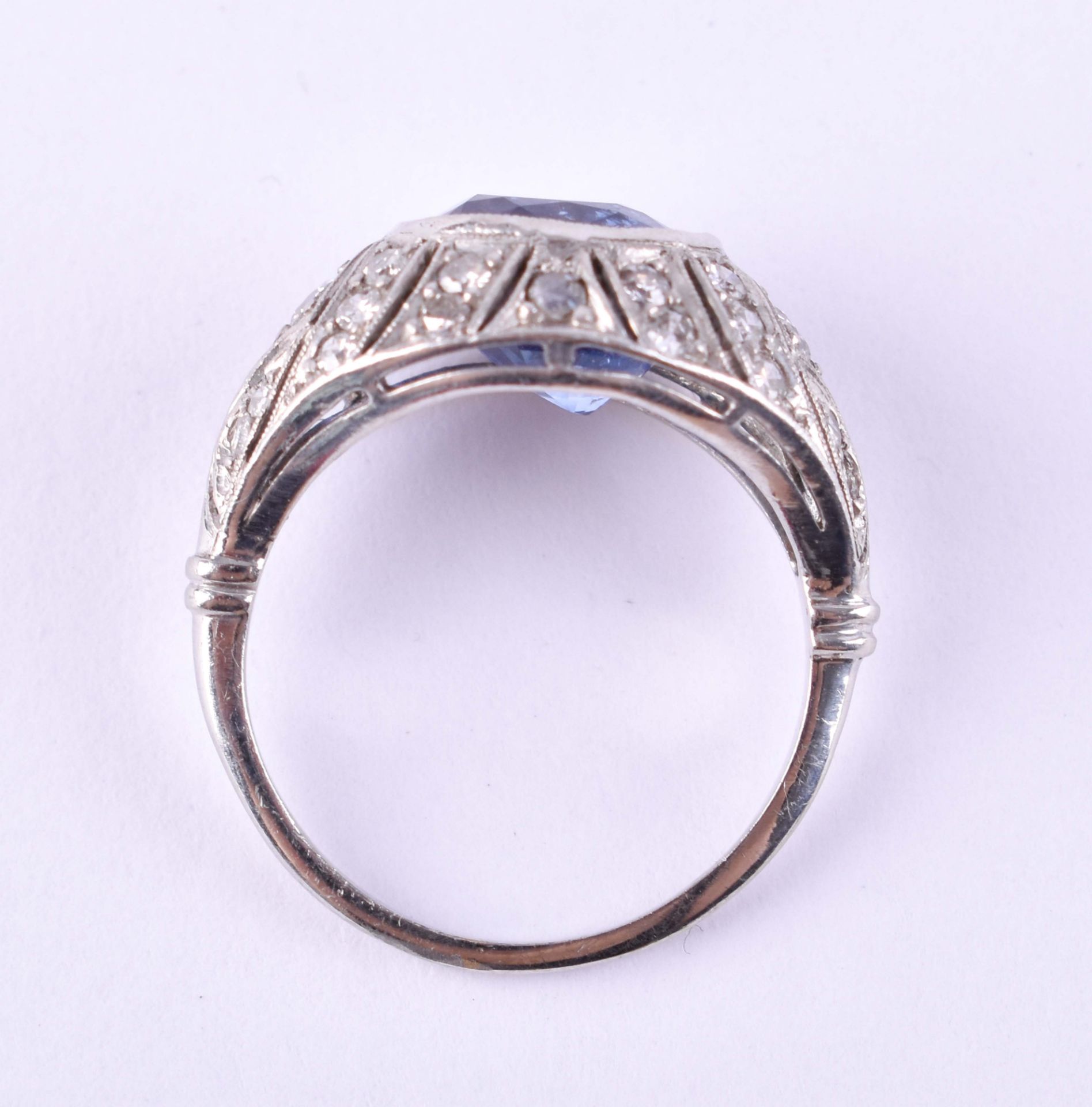  Art Deco sapphire ring - Image 3 of 4