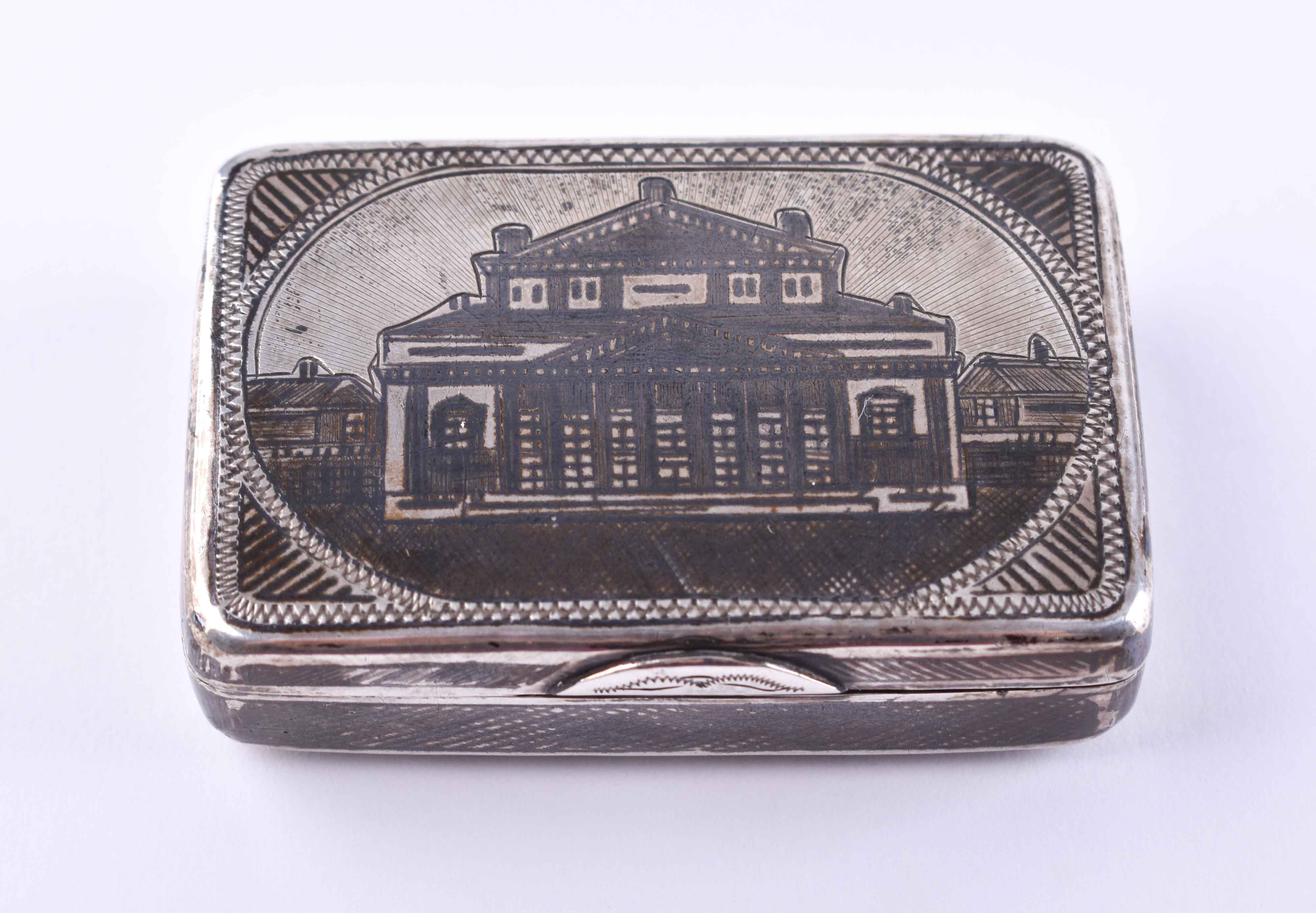  Tobacco tin Russia