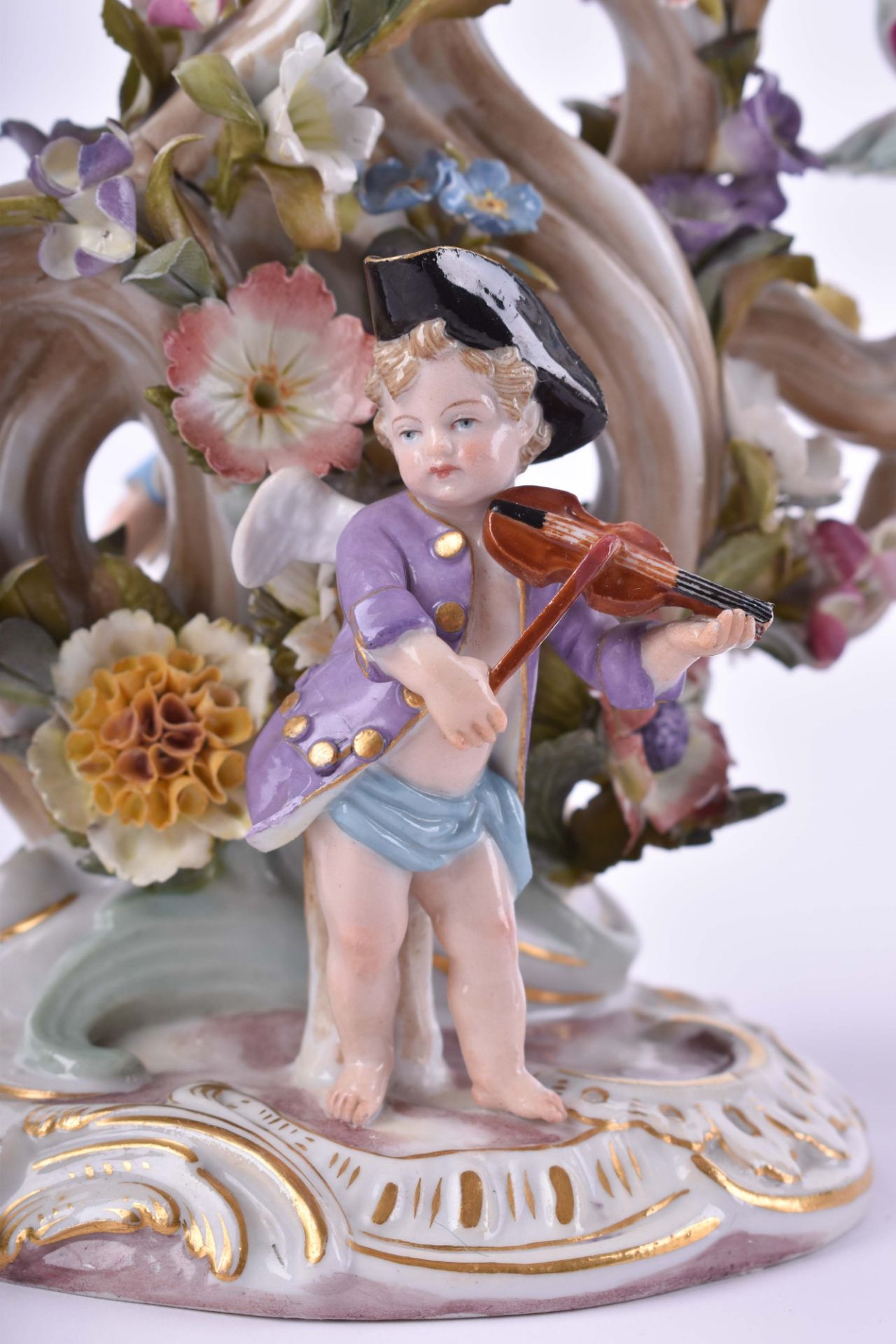  figural pair of candlesticks Meissen 19th century - Image 5 of 7