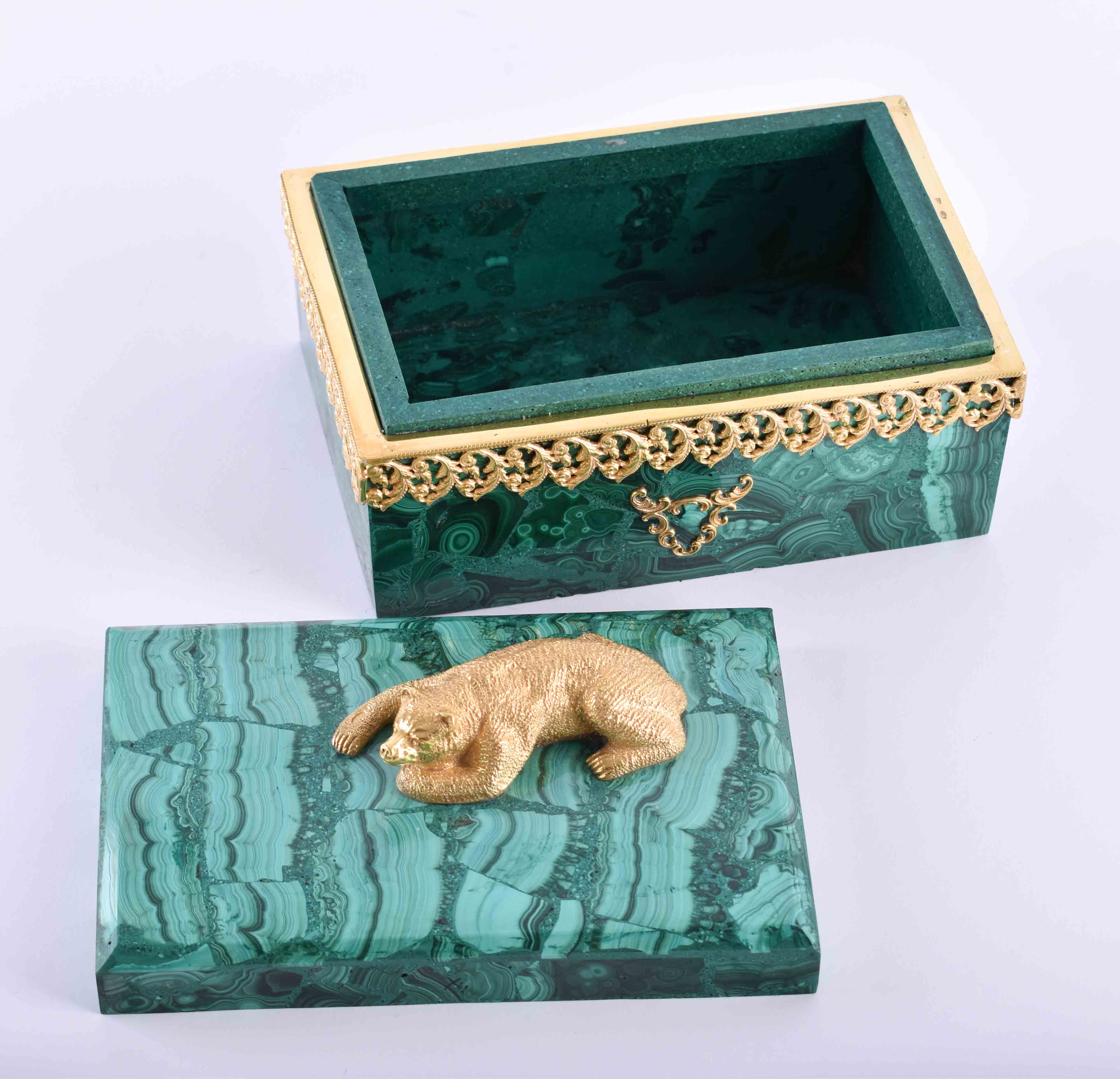  Malachite lidded box Russia - Image 4 of 5