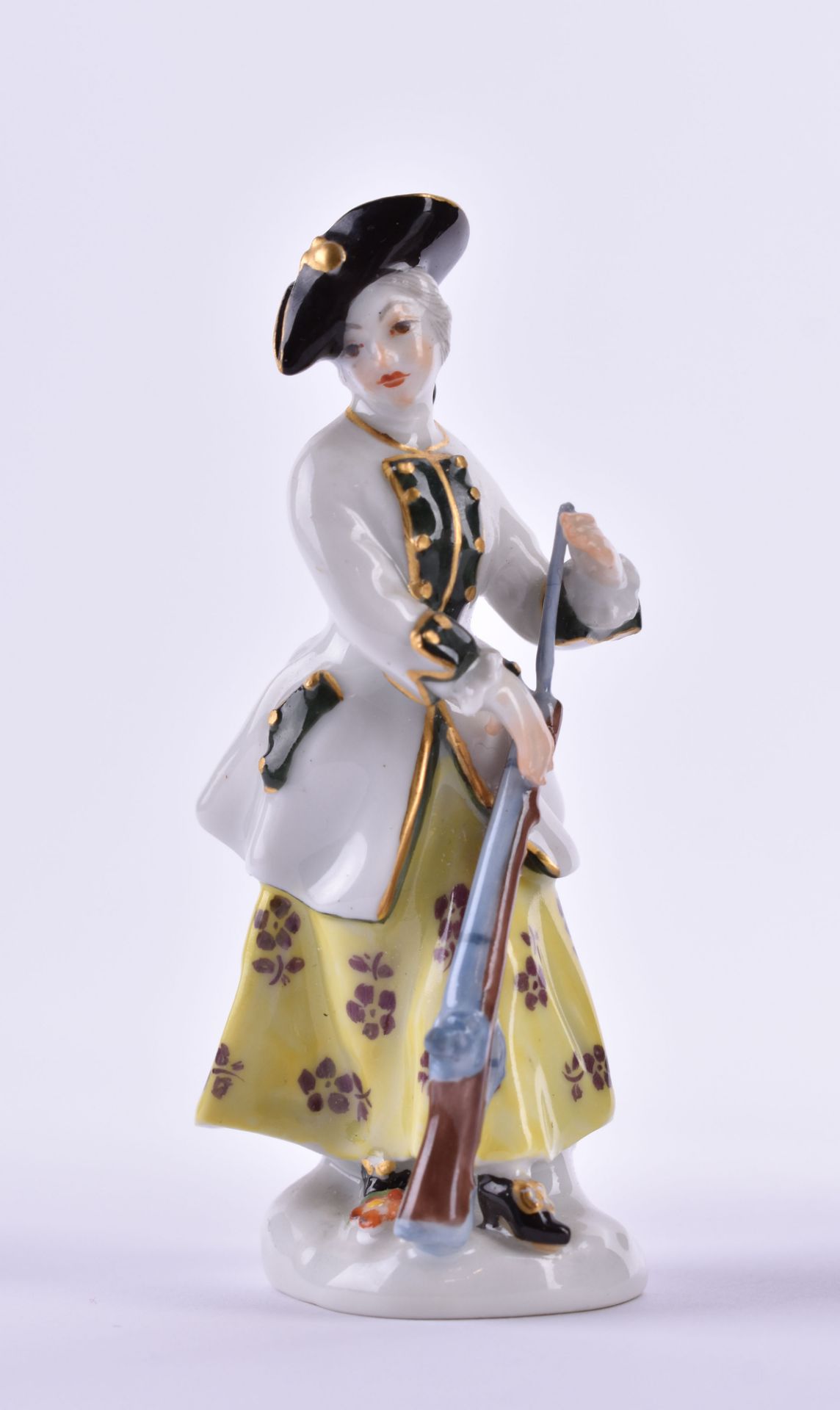  Figure huntress Meissen  - Image 2 of 7