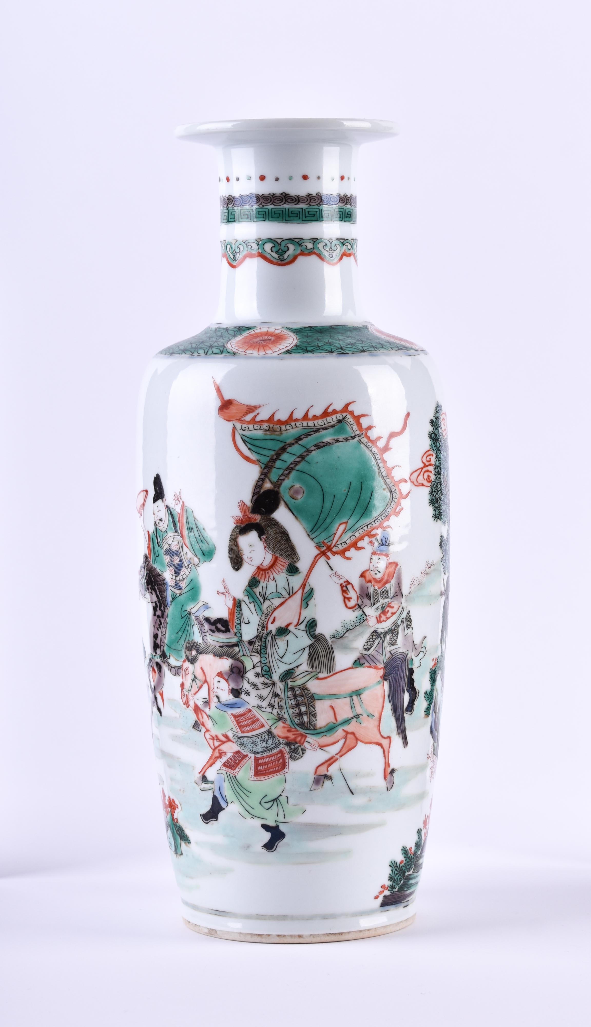  Wucai vase China Qing dynasty - Image 2 of 14