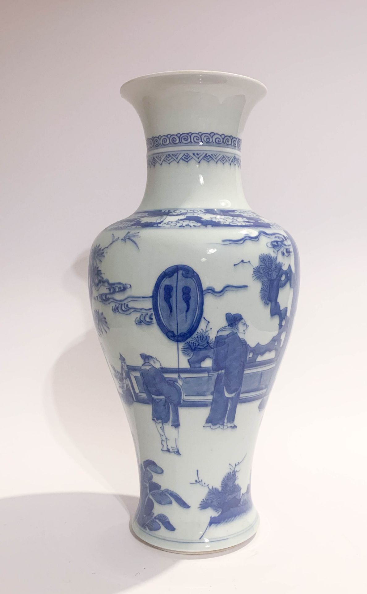  Floor vase China Qing dynasty 19th century