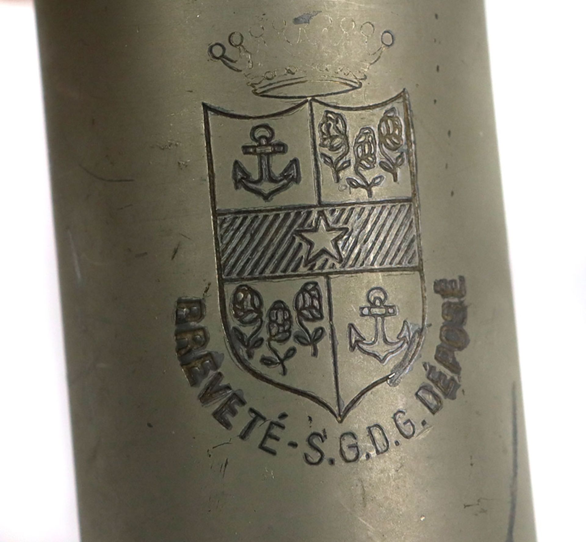 Schnupftabak BehälterMetallguß, zylindrischer Korpus mit abgesteztm Rand u. Stand, s - Bild 2 aus 2