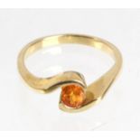 Spessartin Ring GG 375punziert Gelbgold 375 (9 Karat), ca. 2,8 Gramm, zum Ringkopf hin