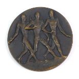 Medaille Dresden 1923Bronze schaueitig mit 3 reliefierten Sportlern, umseitig 5-zeilig