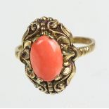 vergoldeter Ring mit Koralle Silberpunziert 830, komplett vergoldet, ca. 3,4 Gramm, qu