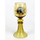 Trompetenfuß Kelch um 1880grünbraunes Glas mundgeblasen, geschnittener beidseitig an