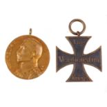 Kriegsverdienstkreuz 2. Klasse 1914/18Braunschweig - Herzogtum sowie Medaille 1913 *Hu
