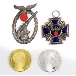 Abzeichen und MedaillenSammler Anfertgigung, dabei Flak-Kampfabzeichen der Luftwaffe,