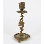 Historismus Leuchter um 1880 Bronze, einflammiger Leuchter mit floral godronierter Tü