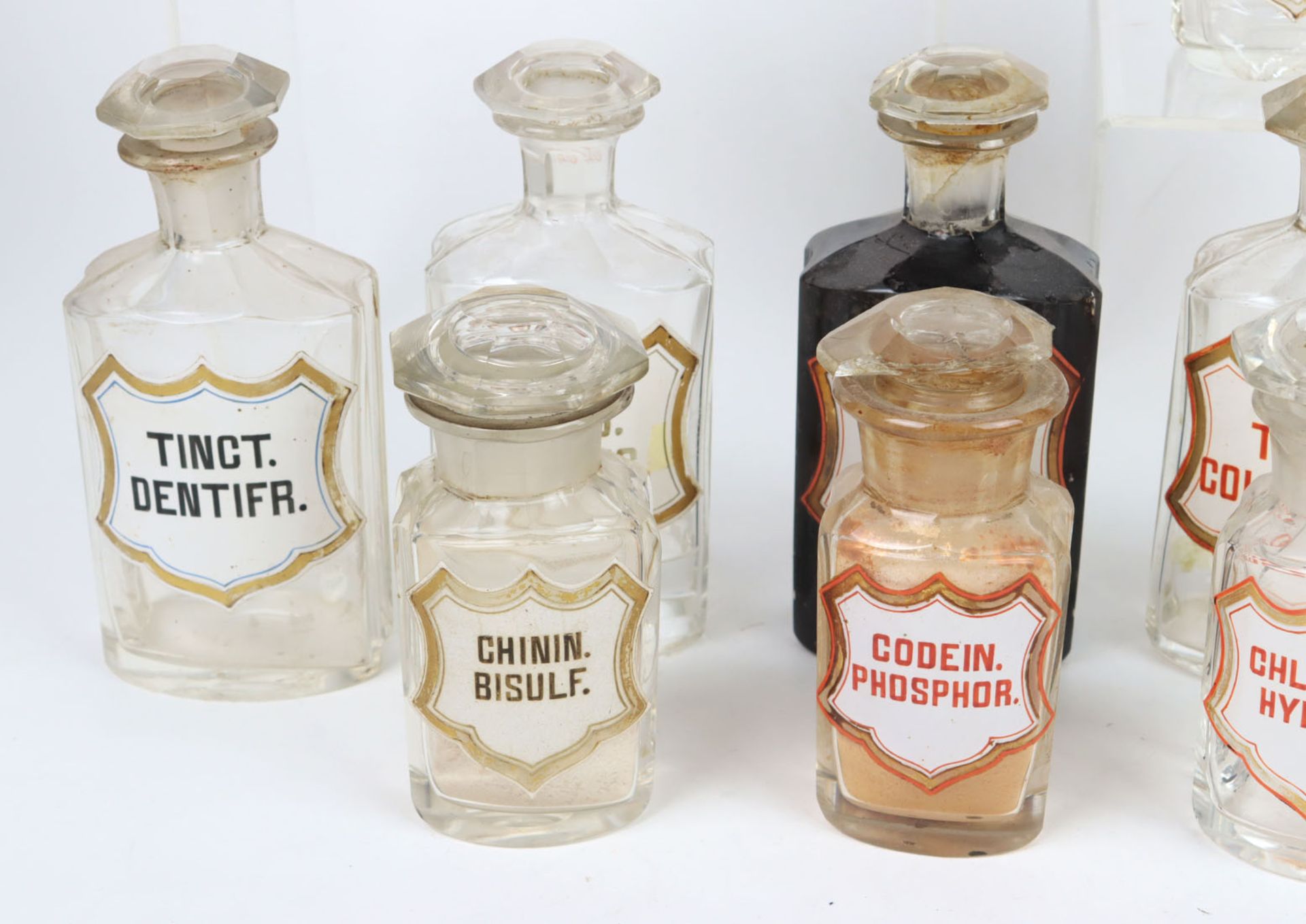 antike Apotheker Gefäße farbloses und braungetöntes transparentes Glas, mundgeblase - Bild 2 aus 3