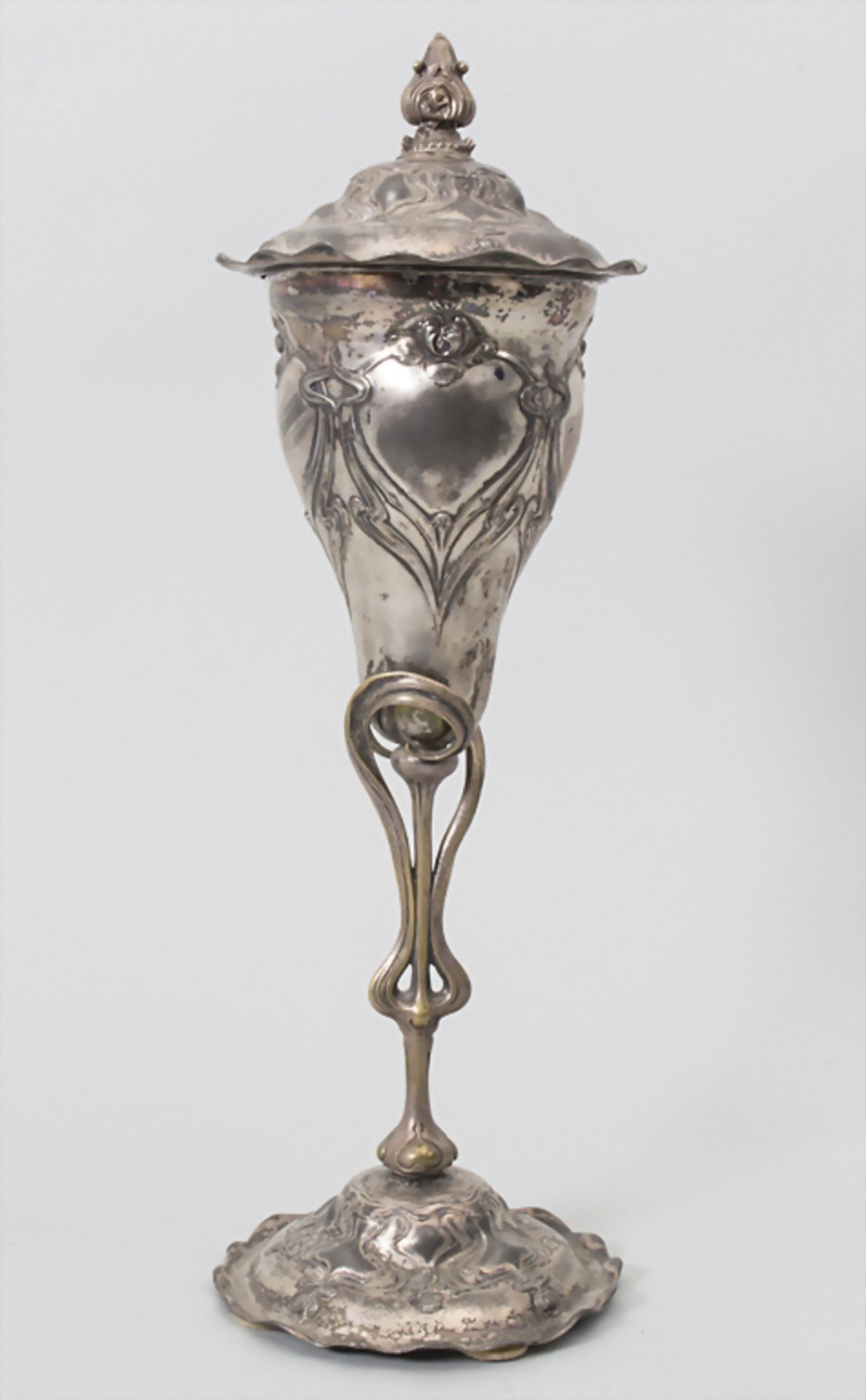 Jugendstil Deckelpokal / An Art Nouveau lidded goblet, WMF, um 1905Material: Britannia - Image 2 of 7