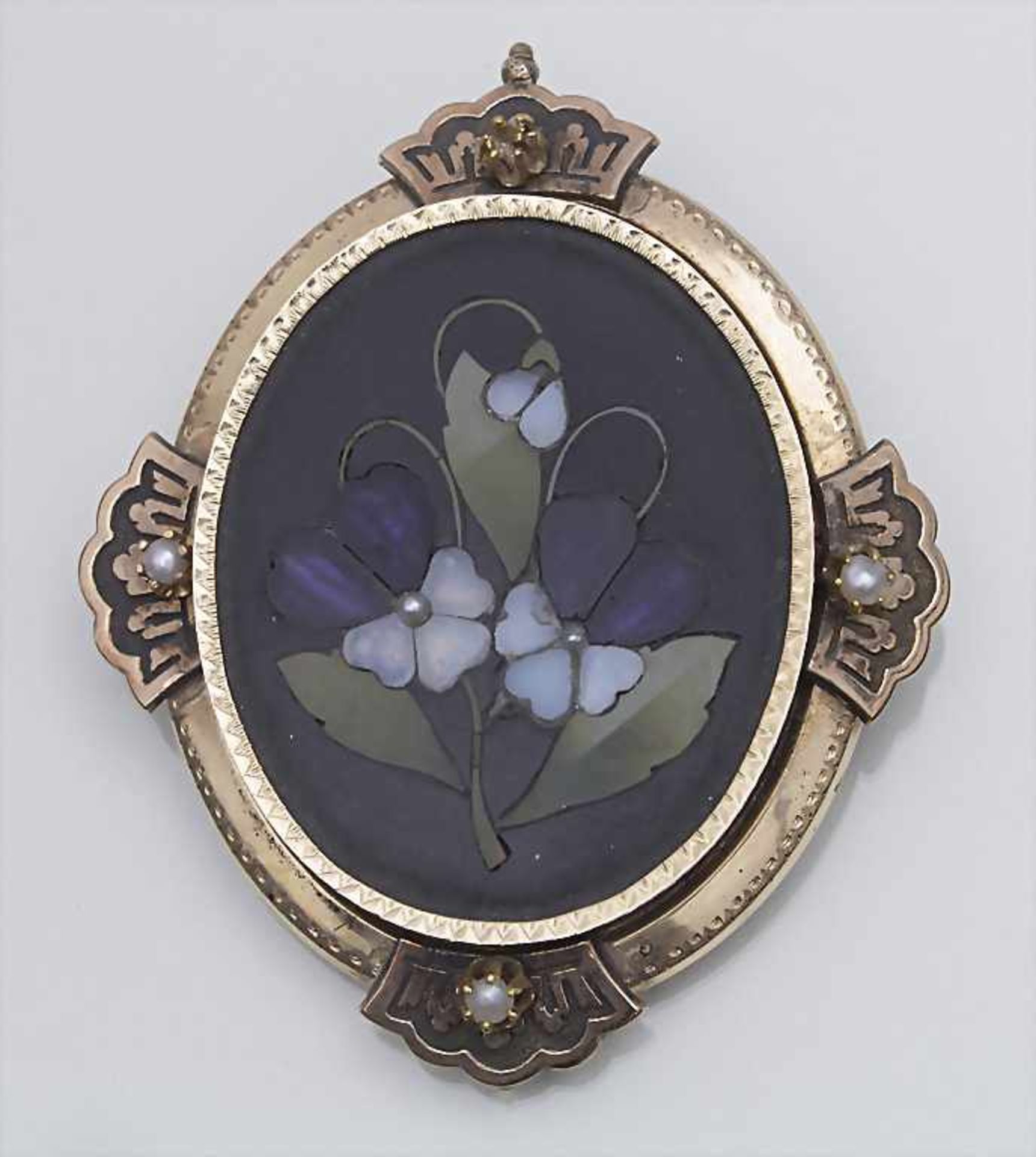 Pietra Dura Brosche Stiefmütterchendekor / Brooch, Italien/Italy, um 1900Material: ov