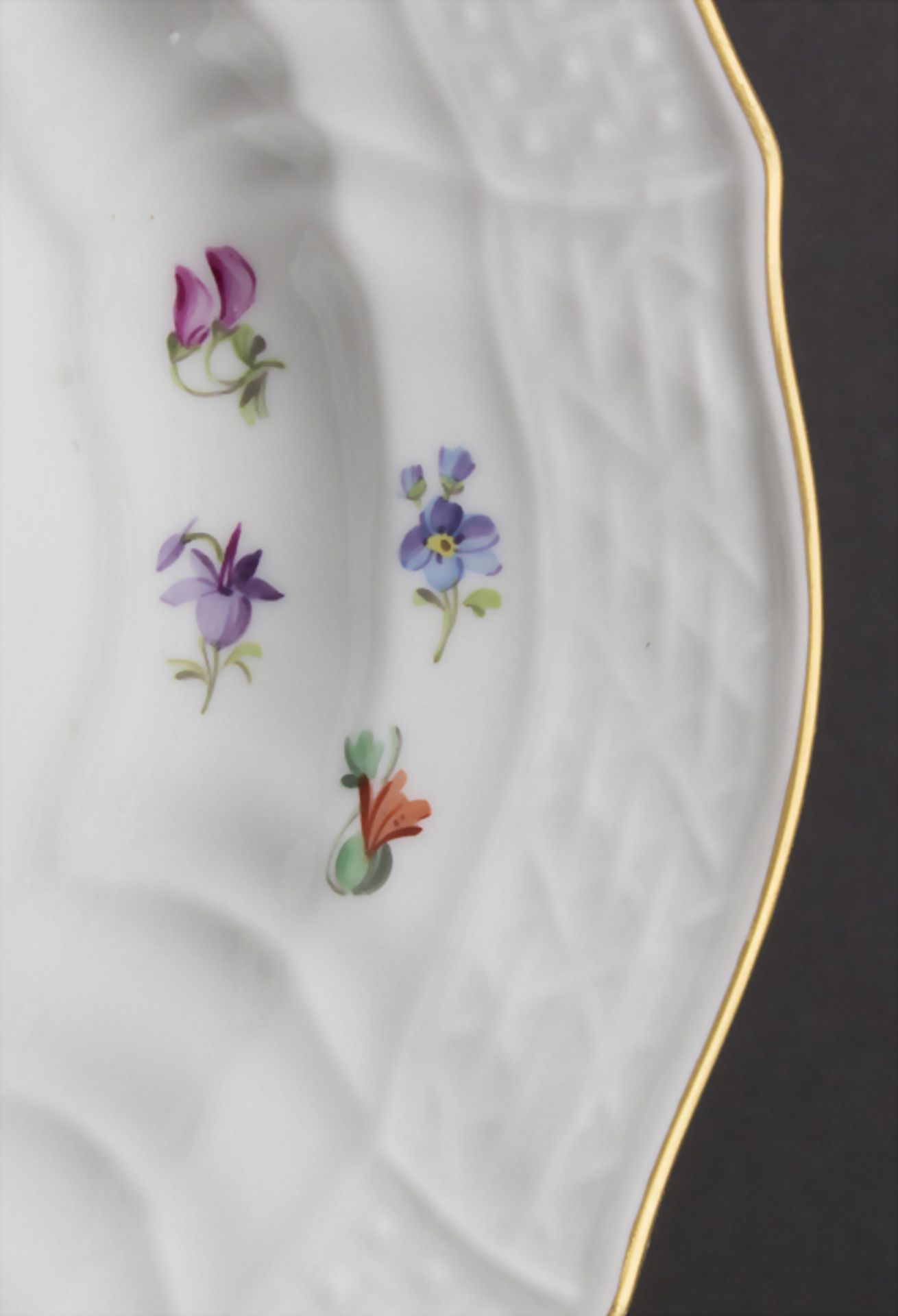 Teller mit Blumen und Insekten / A plate with flowers and insects, Meissen, um 1860Mat - Bild 3 aus 6