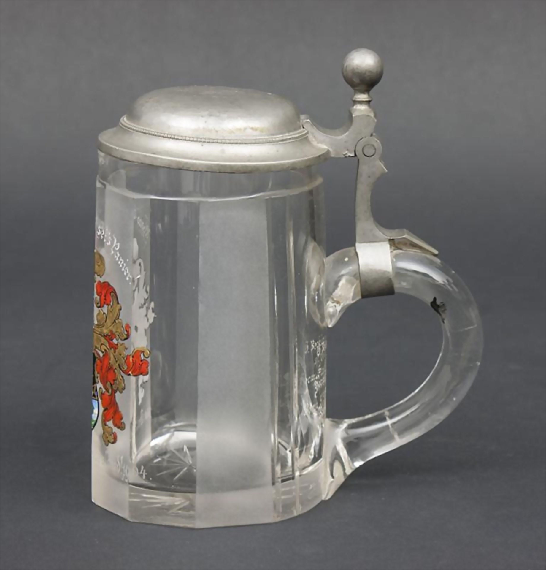 Studentika Bierkrug, deutsch, um 1926Material: Glaskrug mit Zinndeckel, Emailmalerei, - Bild 2 aus 4