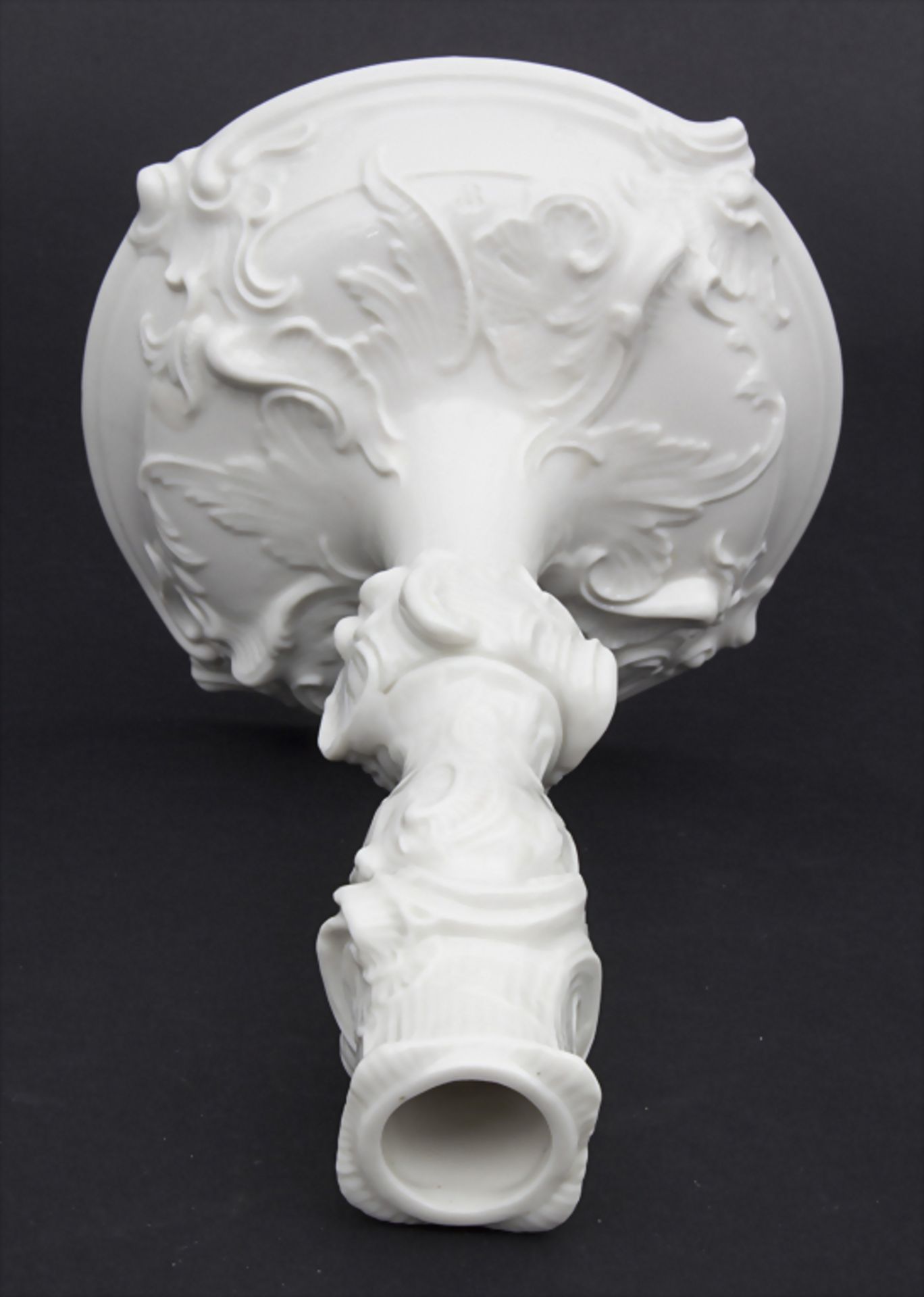 Einflammiger Kerzenleuchter / A candleholder, Nymphenburg, 20. Jh.Material: Porzellan, - Bild 3 aus 5