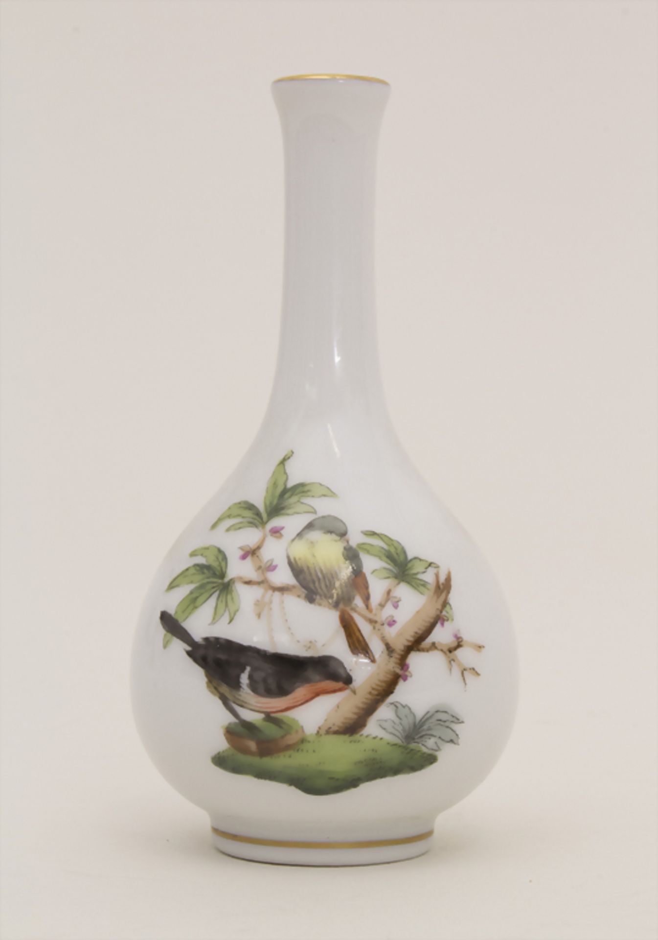 Miniatur Vase Rothschild / A miniature vase with birds, Herend, Mitte 20. Jh.Material: