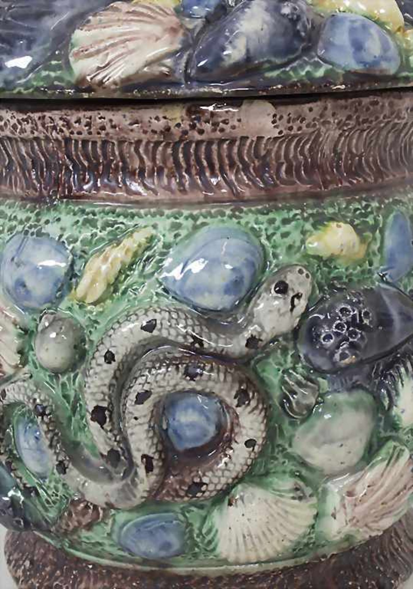 Deckeldose / Tabaktopf / A covered bowl, Suite de Palissy, Frankreich, um 1870Material - Bild 6 aus 6