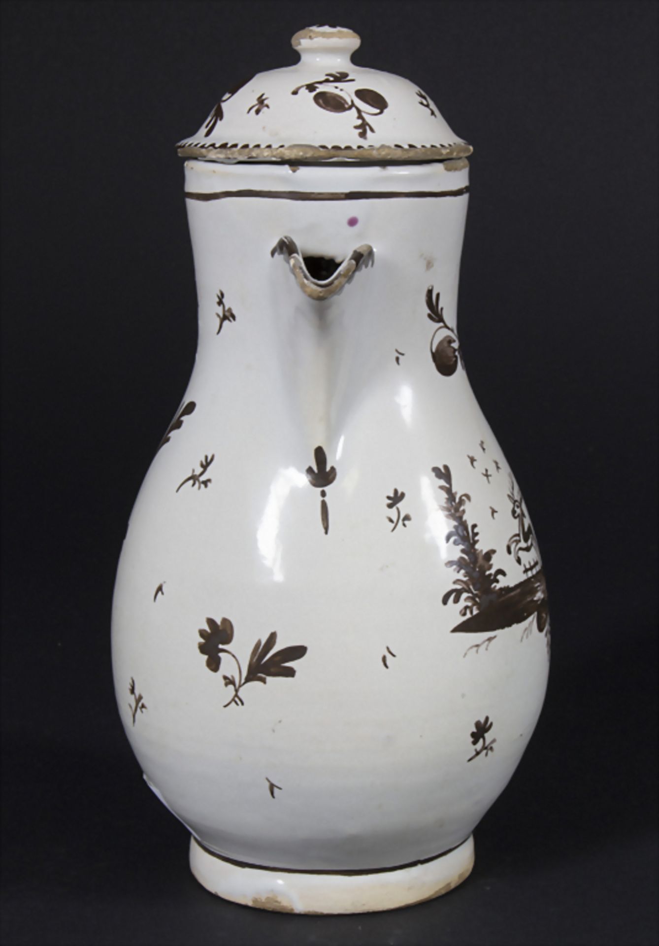 Barock-Krug / A Baroque faience jug, Frankreich, 18. Jh. Material: Fayence, braun gefaßt, glasiert, - Bild 3 aus 8