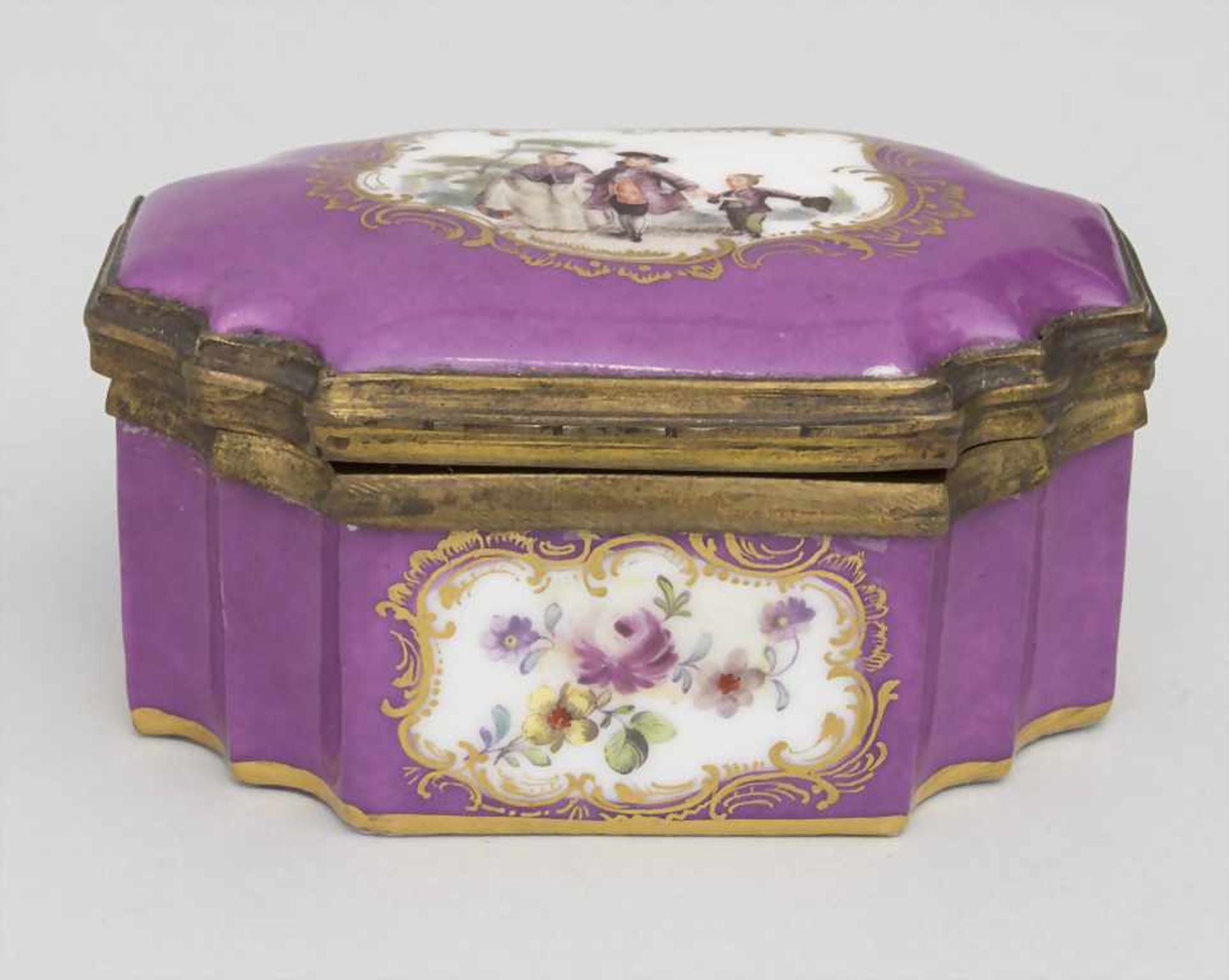 Tabatiere / Schnupftabakdose mit Watteau-Szenen / A snuff box with courting scenes, Höchst, um - Bild 3 aus 10