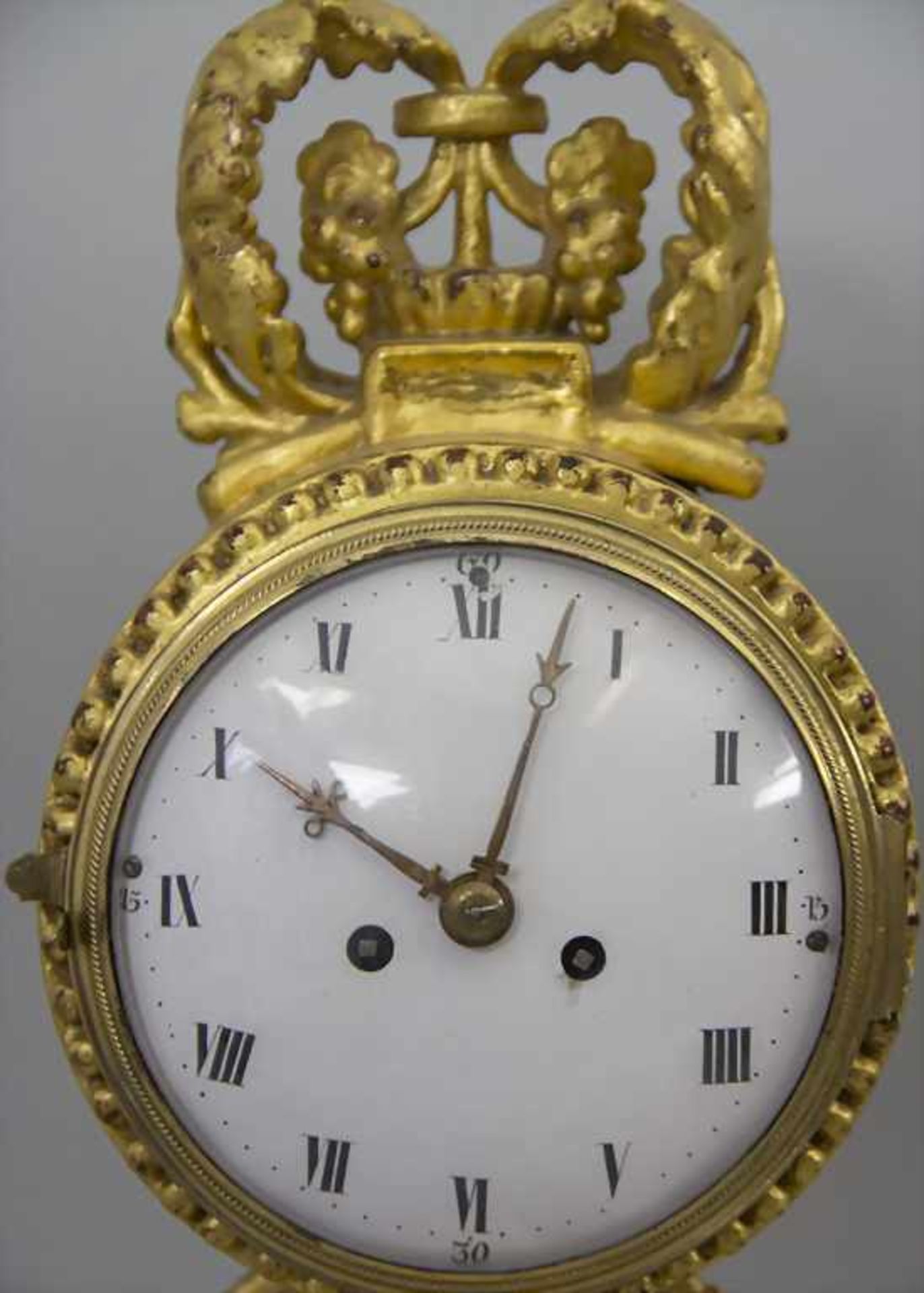 Kaminuhr / A clock, Wien, um 1780Gehäuse: Holz, vergoldet,Uhrwerk: Vollplatinenwe - Image 5 of 8