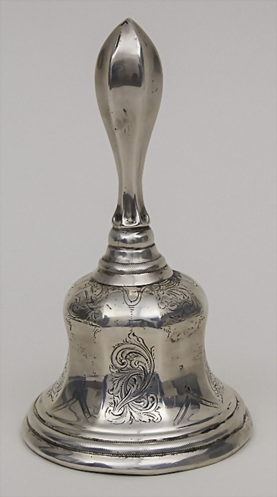 Tischglocke / A silver table bell, Niederlande / Netherlands, 1847Material: Silber, 83