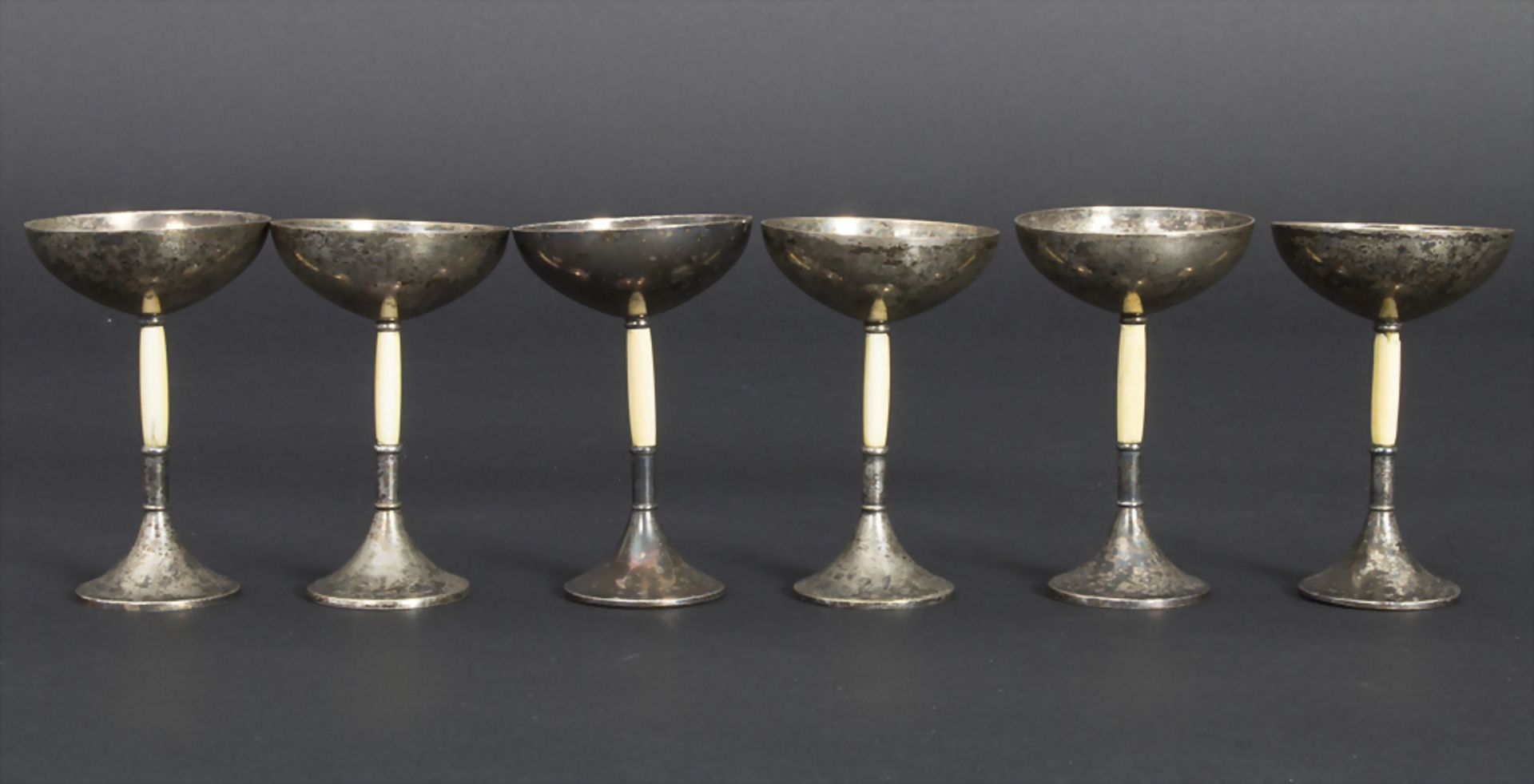 Set mit 6 seltenen Jugendstil Likörbechern / A set of 6 rare Art Nouveau liqueur goblets, WMF, - Image 3 of 3