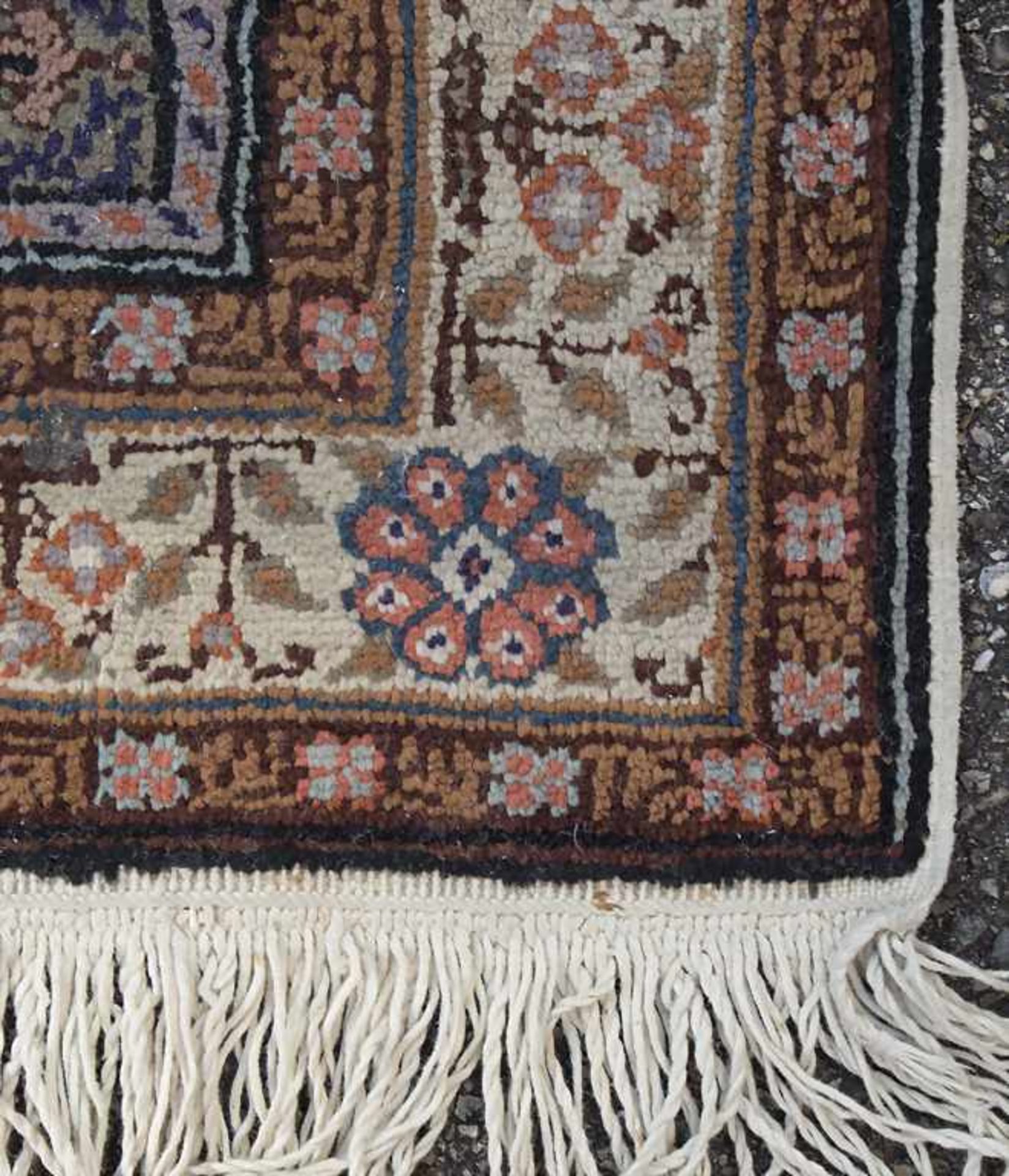 Orientteppich / An oriental carpetMaterial: Wolle, handgeknüpft,Maße: 97 x 54 cm - Image 2 of 4