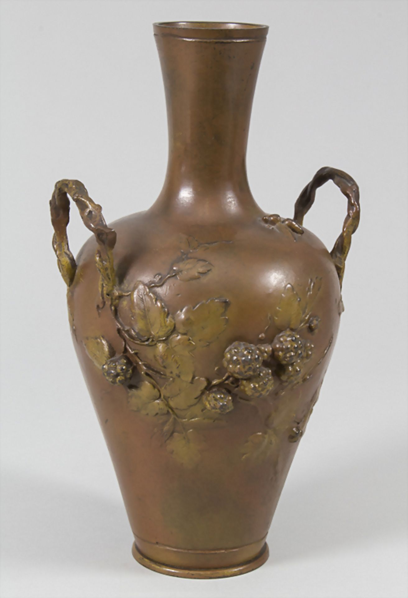 François MOREAU (1832-1927), Jugendstil Vase / An Art Nouveau vaseMaterial: Bronze, p