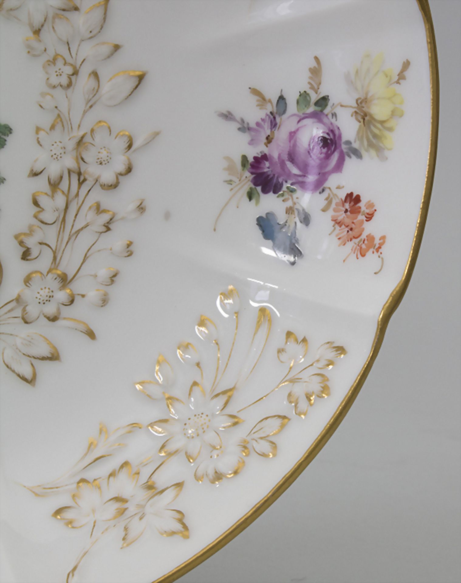 Zierteller / A decorative plate, Meissen, 19. Jh.Material: Porzellan, polychrom bemalt - Bild 3 aus 5