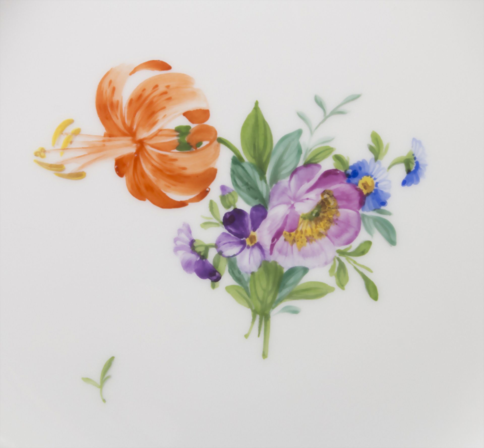 Paar Korbrandteller 'Bunte Blumen' / A pair of basket rim plates with flowers, Royal Copenhagen, - Image 2 of 7