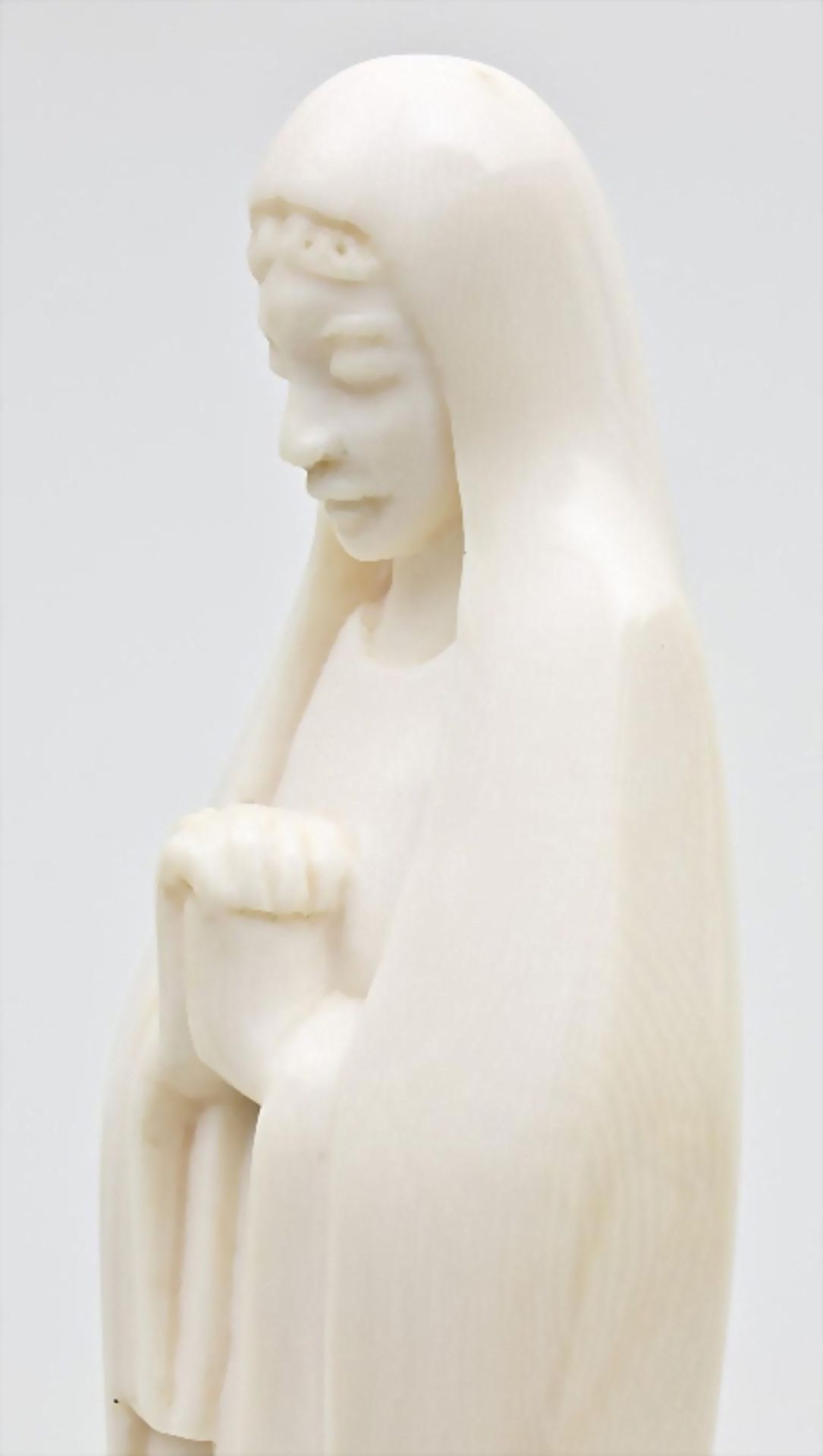 Art Déco-Skulptur der betenden Maria/Art Déco Sculpture Of The Praying Mary, um 1920 - Image 2 of 2