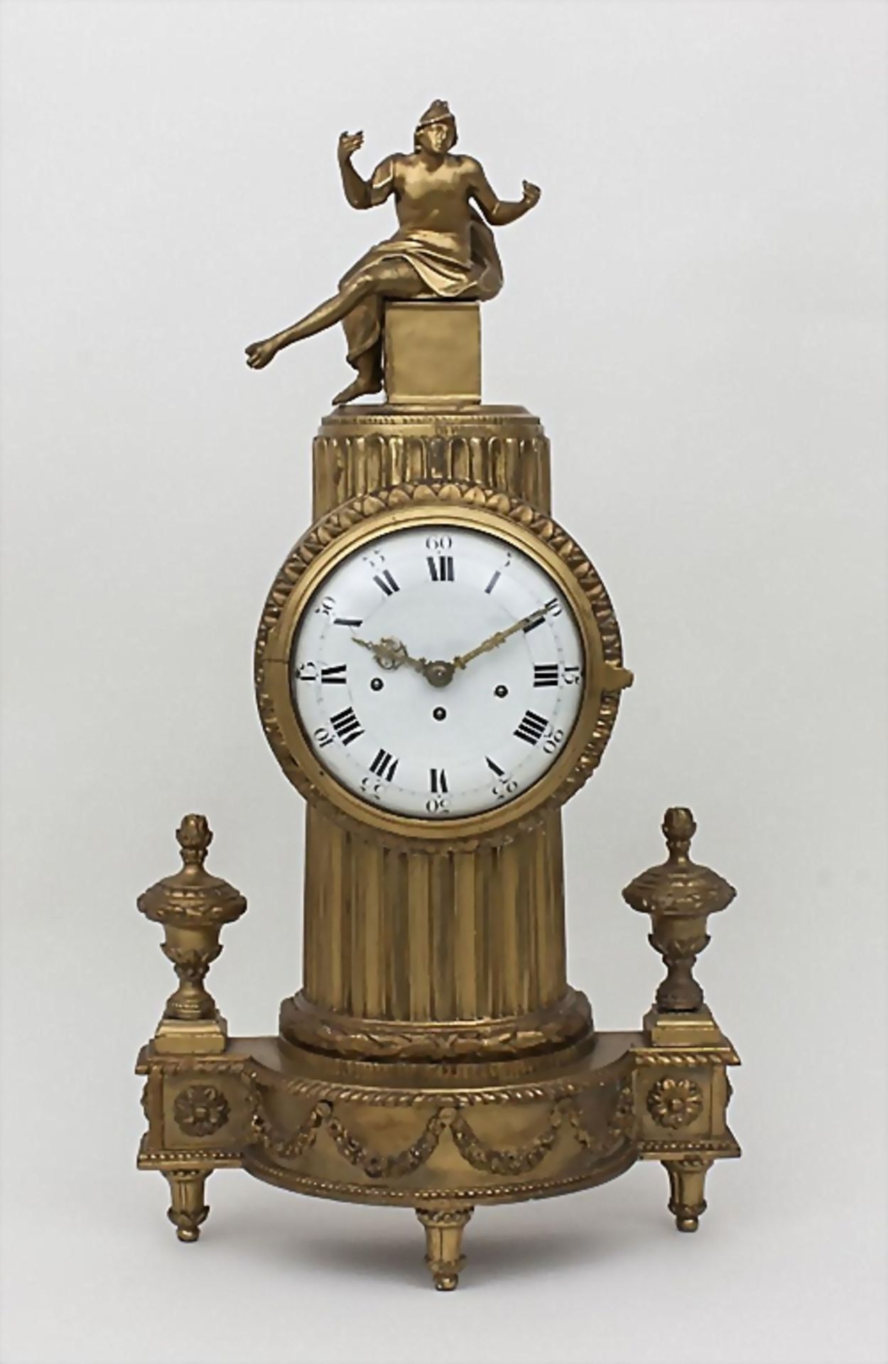 Louis-Seize-Kaminuhr/Louis-Seize Mantle Clock, Wien, um 1780Holzgehäuse mit vergoldet