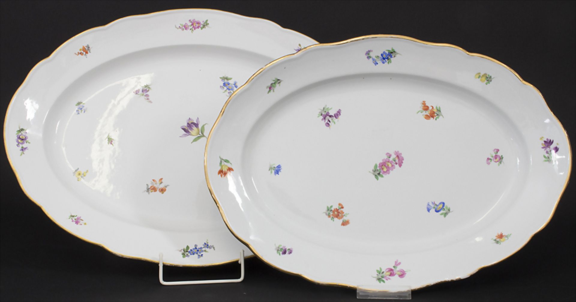 2 ovale Platten / Two oval plates, Meissen, 19. Jh.Material: Porzellan, polychrom bema