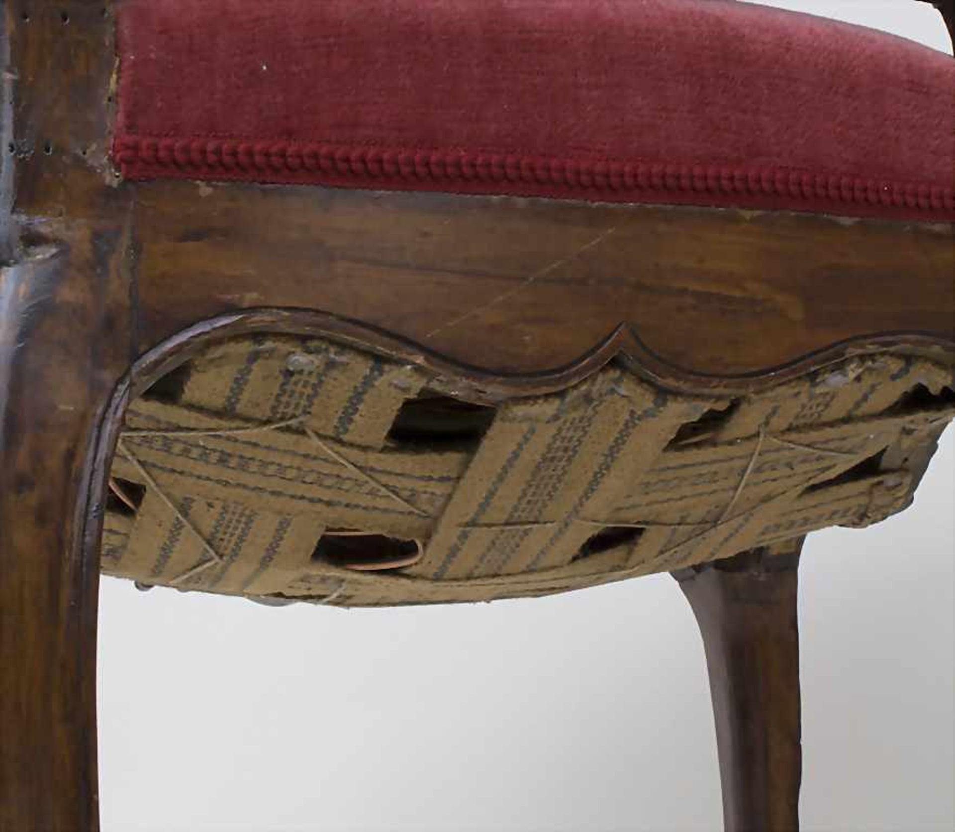 Rokoko-Stuhl mit Rocaillendekor / A Rococo chair with rocaillesMaterial: Holz, geschni - Bild 5 aus 5