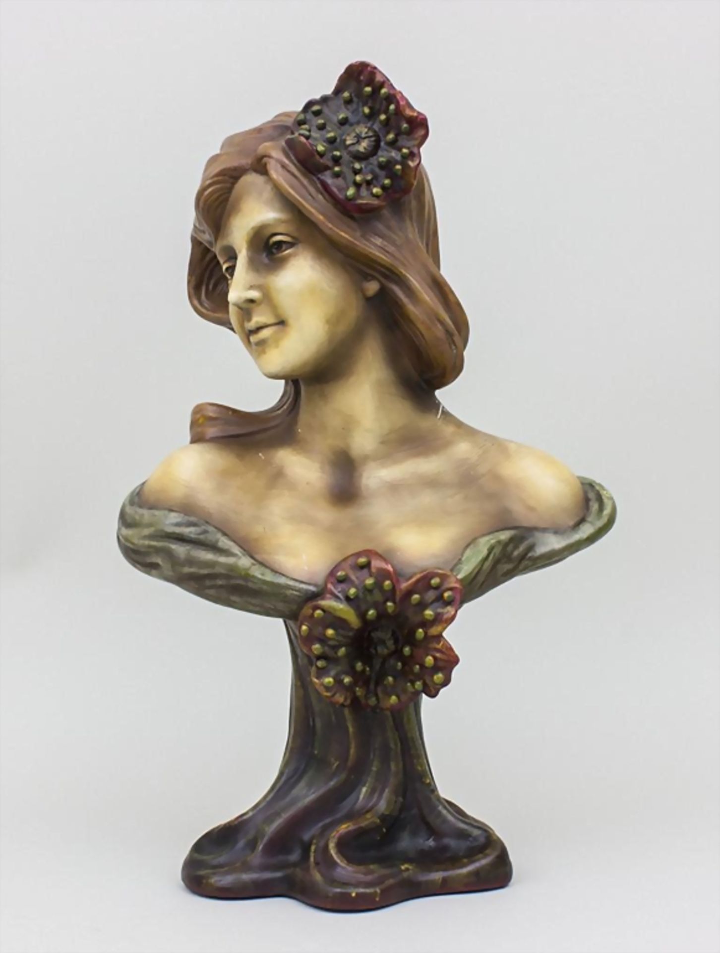 Jugendstil Büste einer jungen Dame / An Art Nouveau bust of a young lady, 20. Jh.Mate - Image 2 of 6