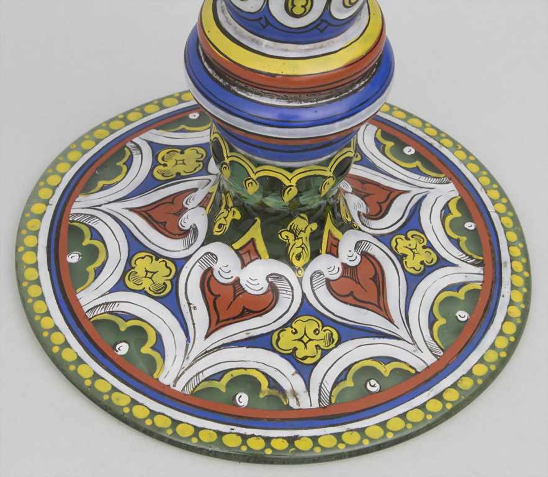 Pokal mit Wappendekor / A goblet with coat of arms, 18. / 19. Jh.Material: grünes Gla - Image 4 of 6