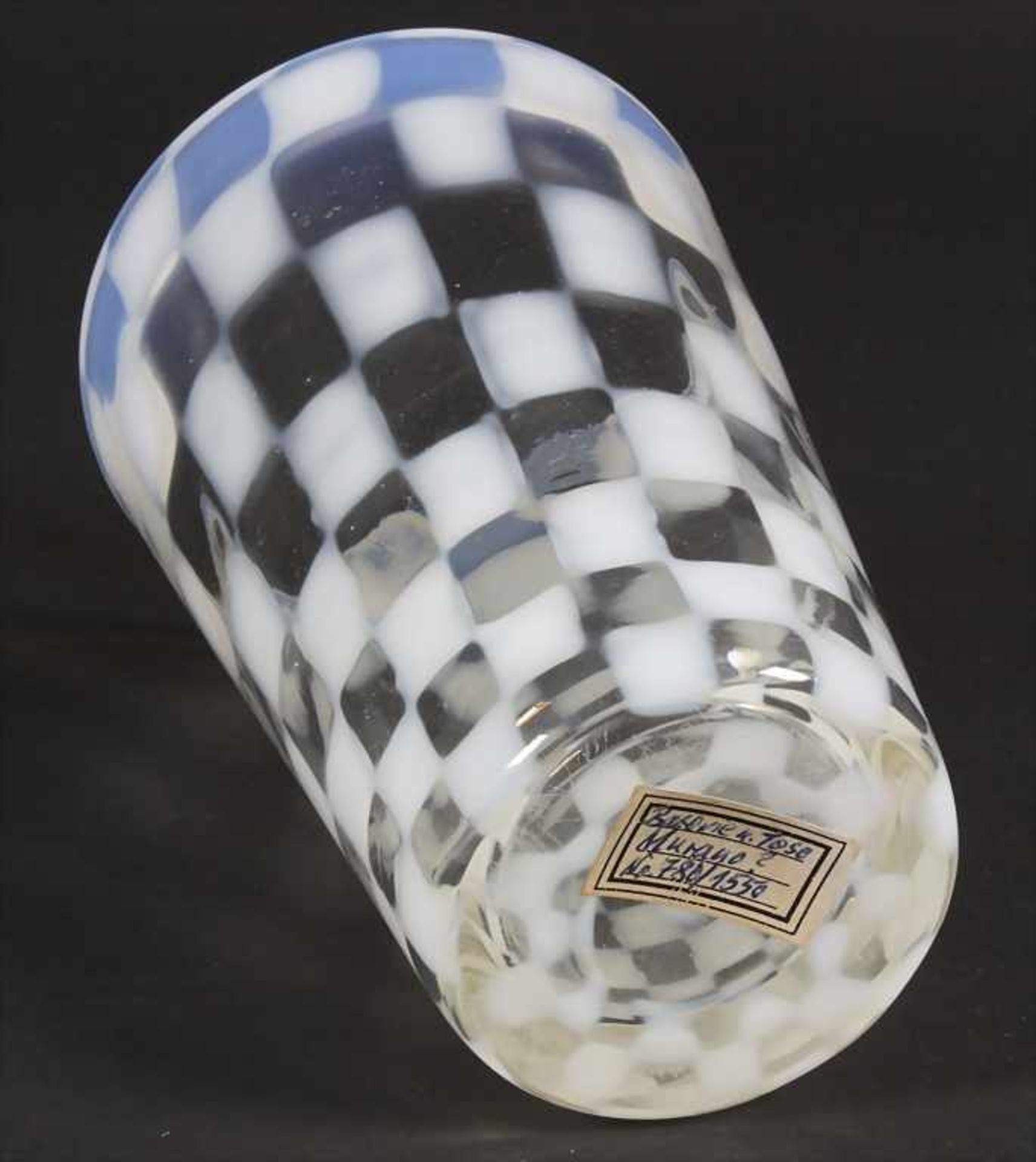 Glasziervase / A decorative glass vase, wohl Brovier & Toso, MuranoMaterial: rauchfarb - Image 4 of 4