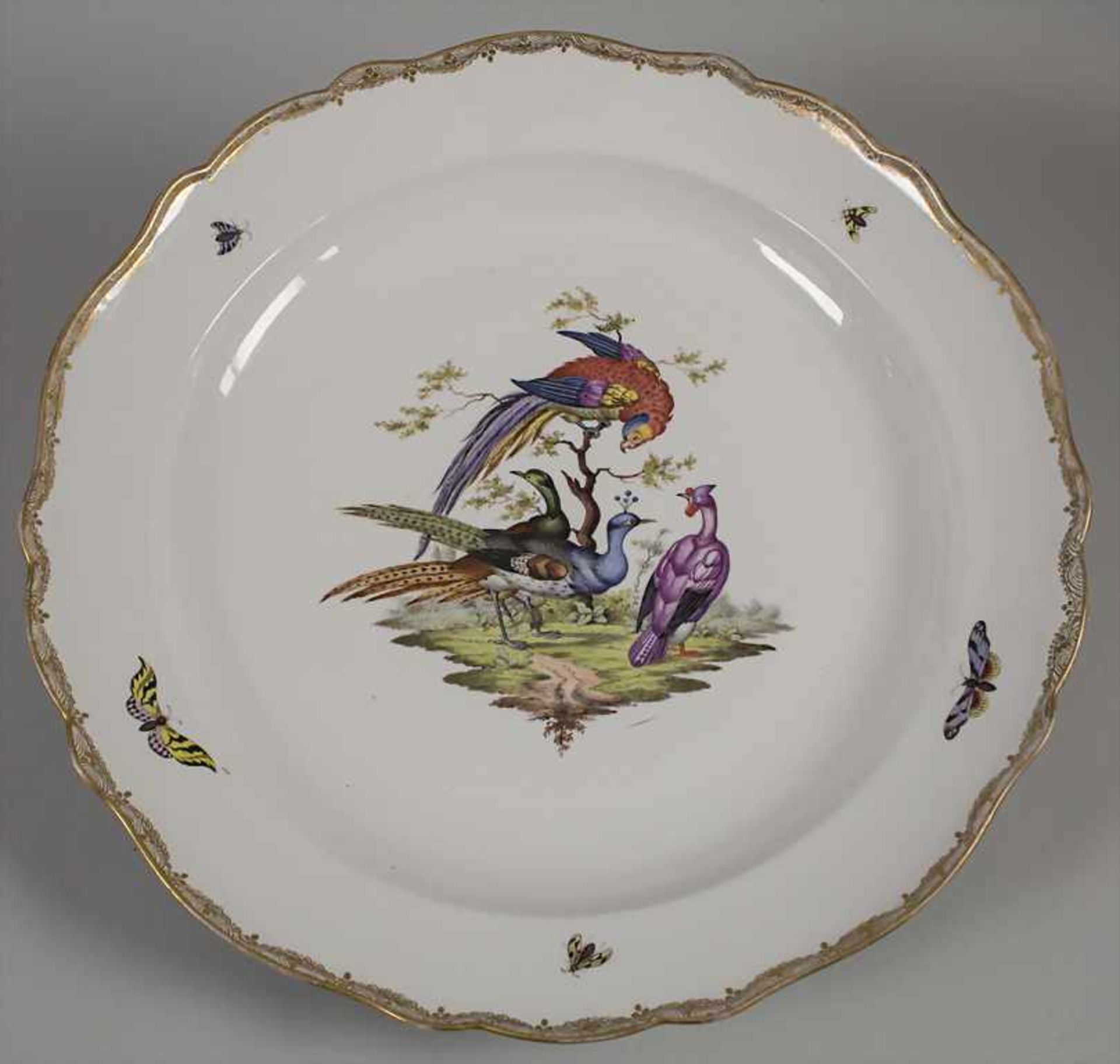 Große Prunkplatte / A large serving platter, Meissen, 19. Jh.Material: Porzellan, pol