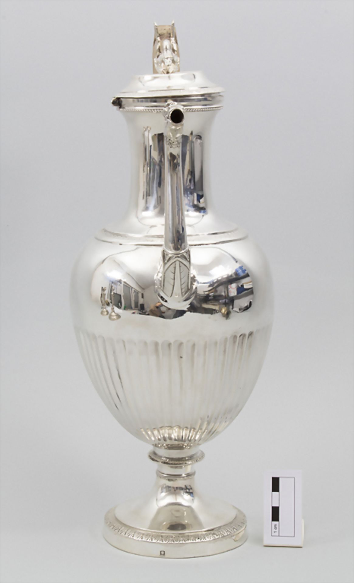 Empire Schenkkrug / An Empire silver jug, Niederlande / Netherlands, um 1800Material: - Image 2 of 17